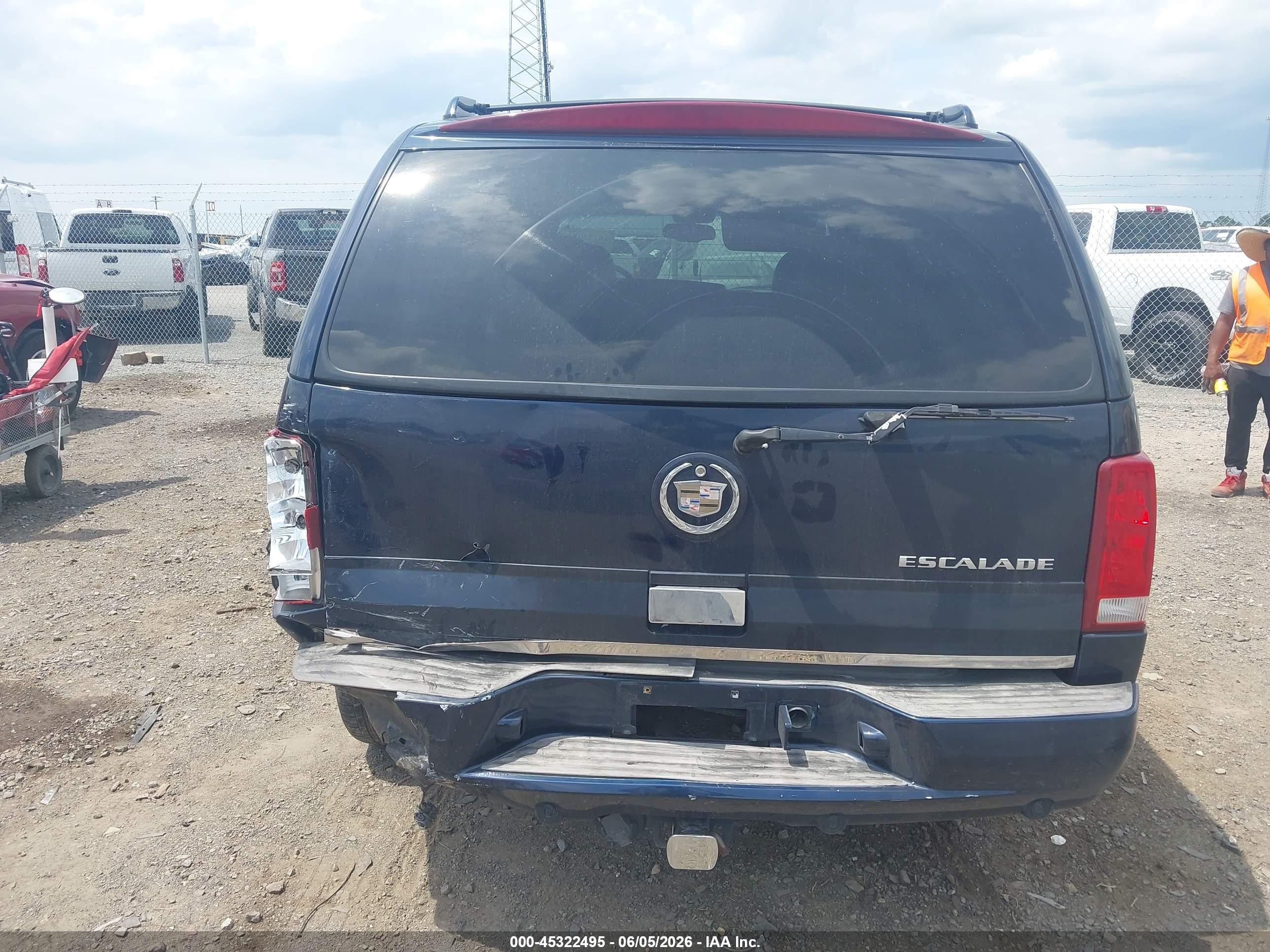 2004 Cadillac Escalade Standard Blue vin: 1GYEC63T74R322653