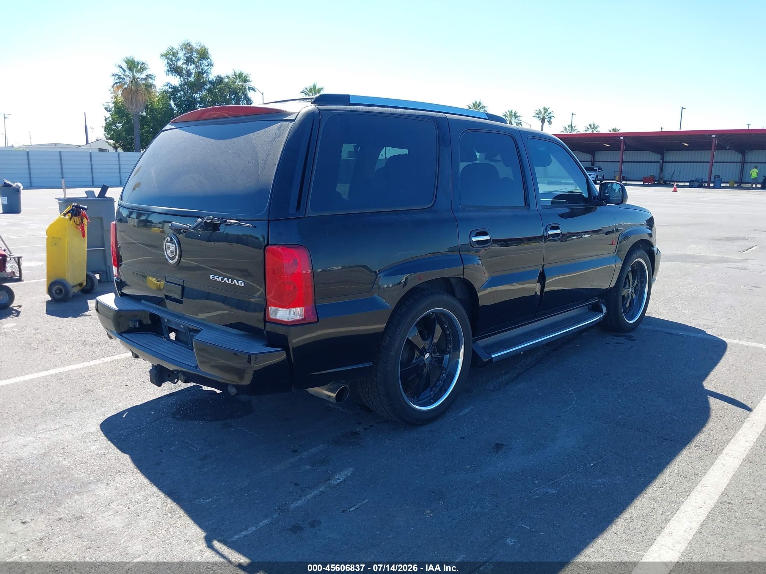 2004 Cadillac Escalade Standard Black vin: 1GYEC63T84R208970