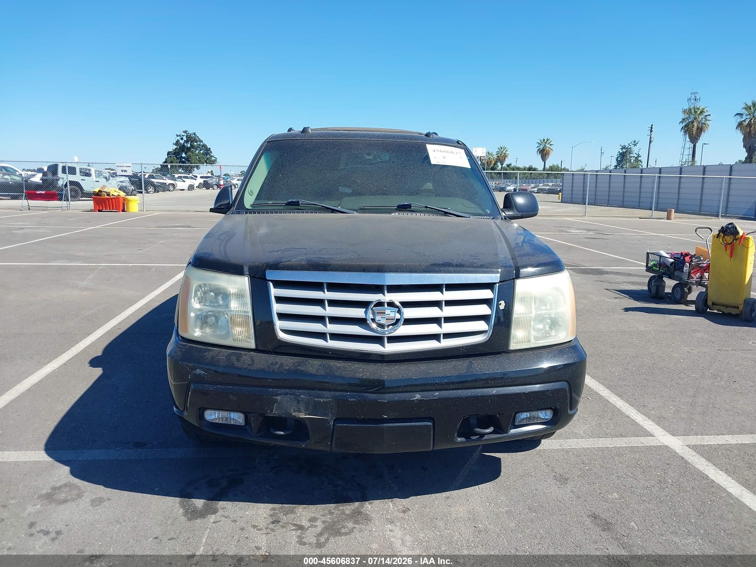 2004 Cadillac Escalade Standard Black vin: 1GYEC63T84R208970