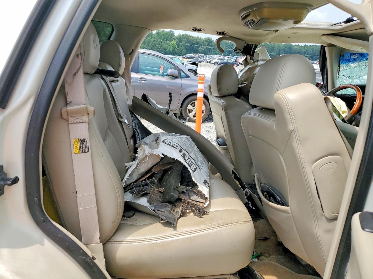 2003 Cadillac Escalade Luxury White vin: 1GYEC63T93R284518