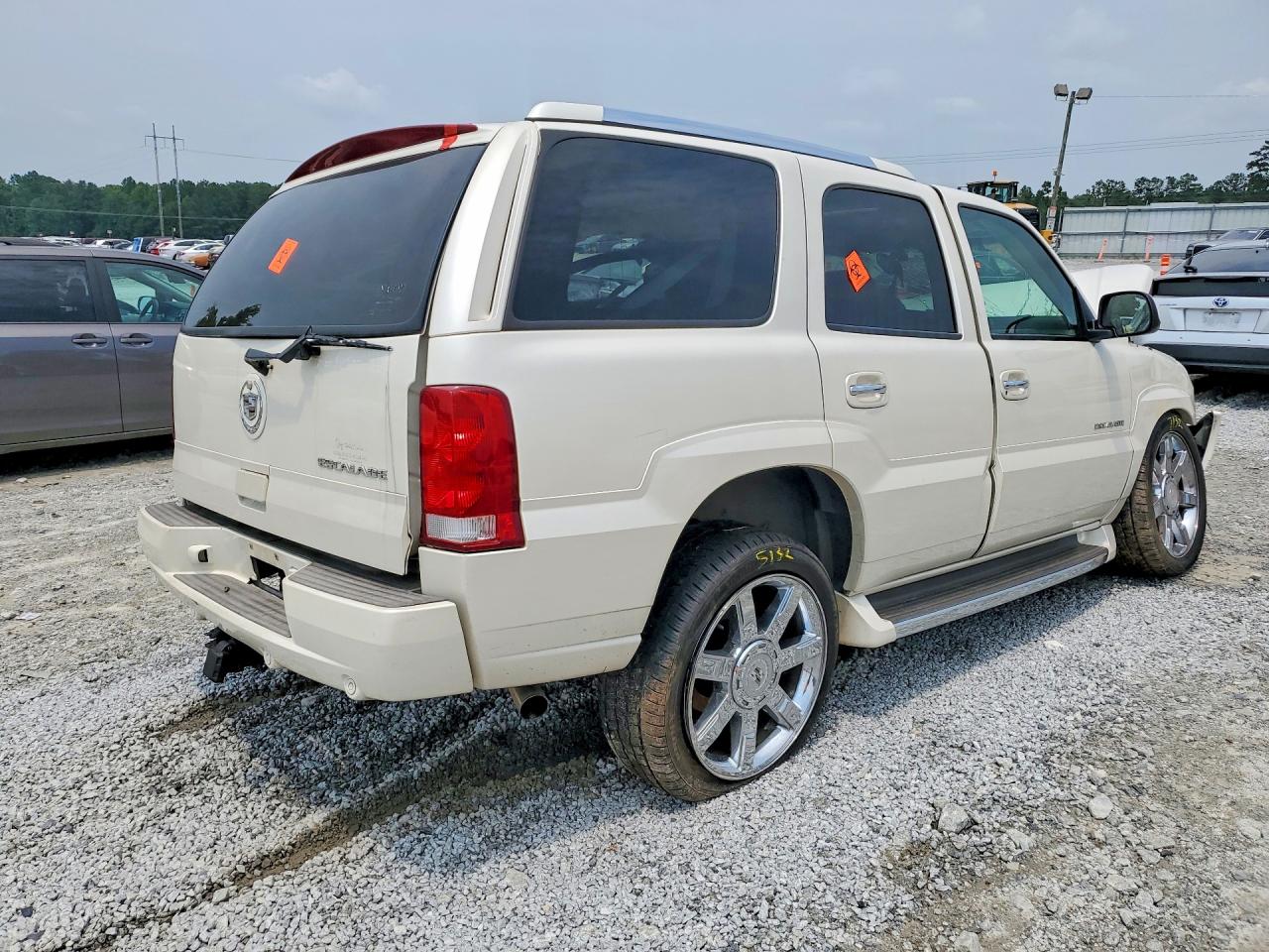 2003 Cadillac Escalade Luxury White vin: 1GYEC63T93R284518