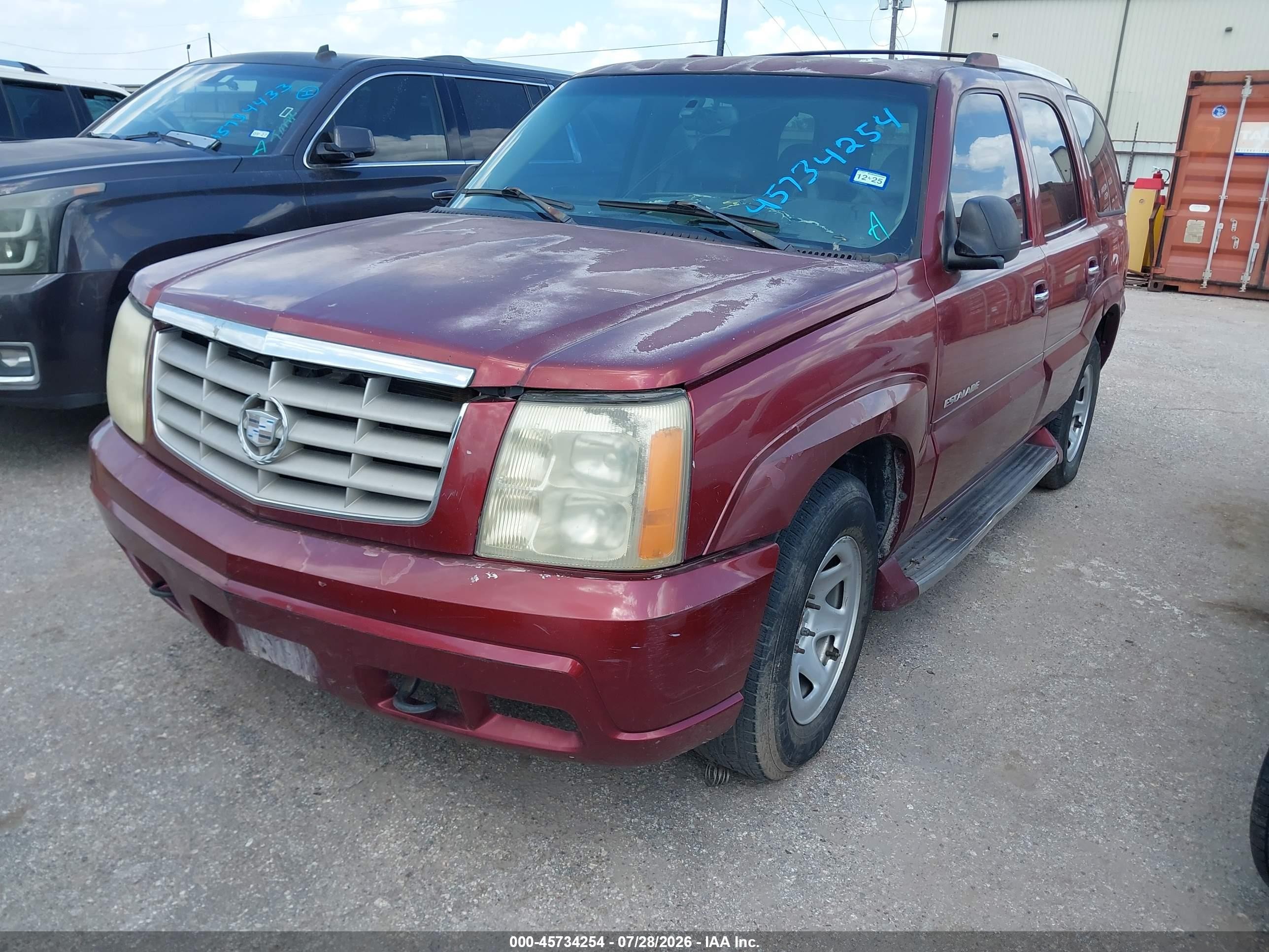 2002 Cadillac Escalade Standard Maroon vin: 1GYEC63TX2R121133