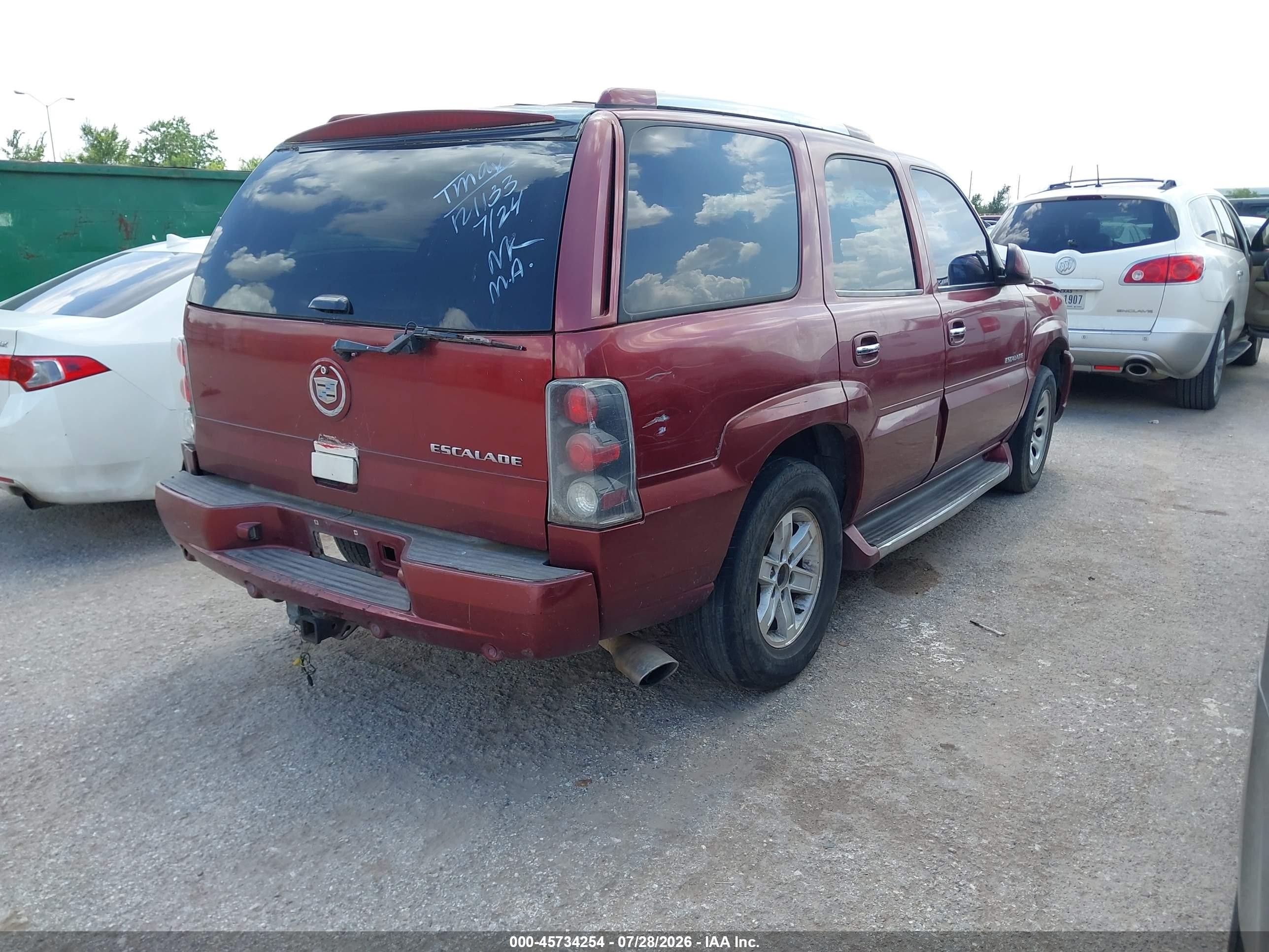 2002 Cadillac Escalade Standard Maroon vin: 1GYEC63TX2R121133