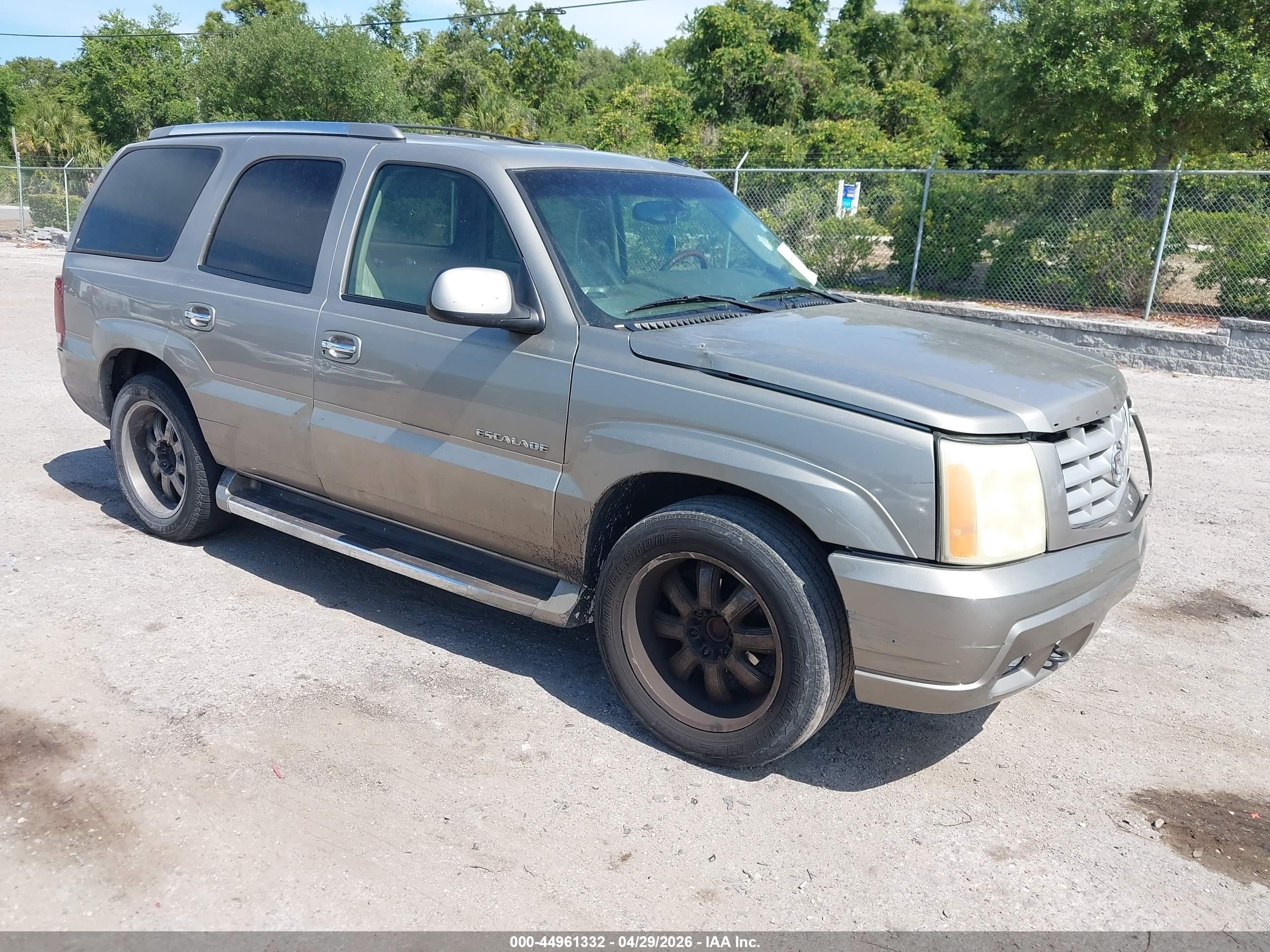1GYEC63TX3R269039