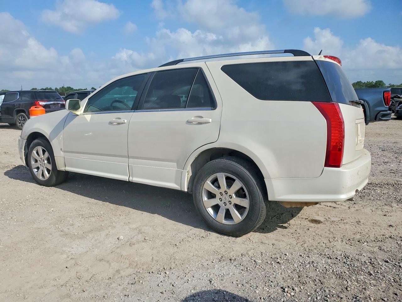 2008 Cadillac Srx White vin: 1GYEE23A180158313