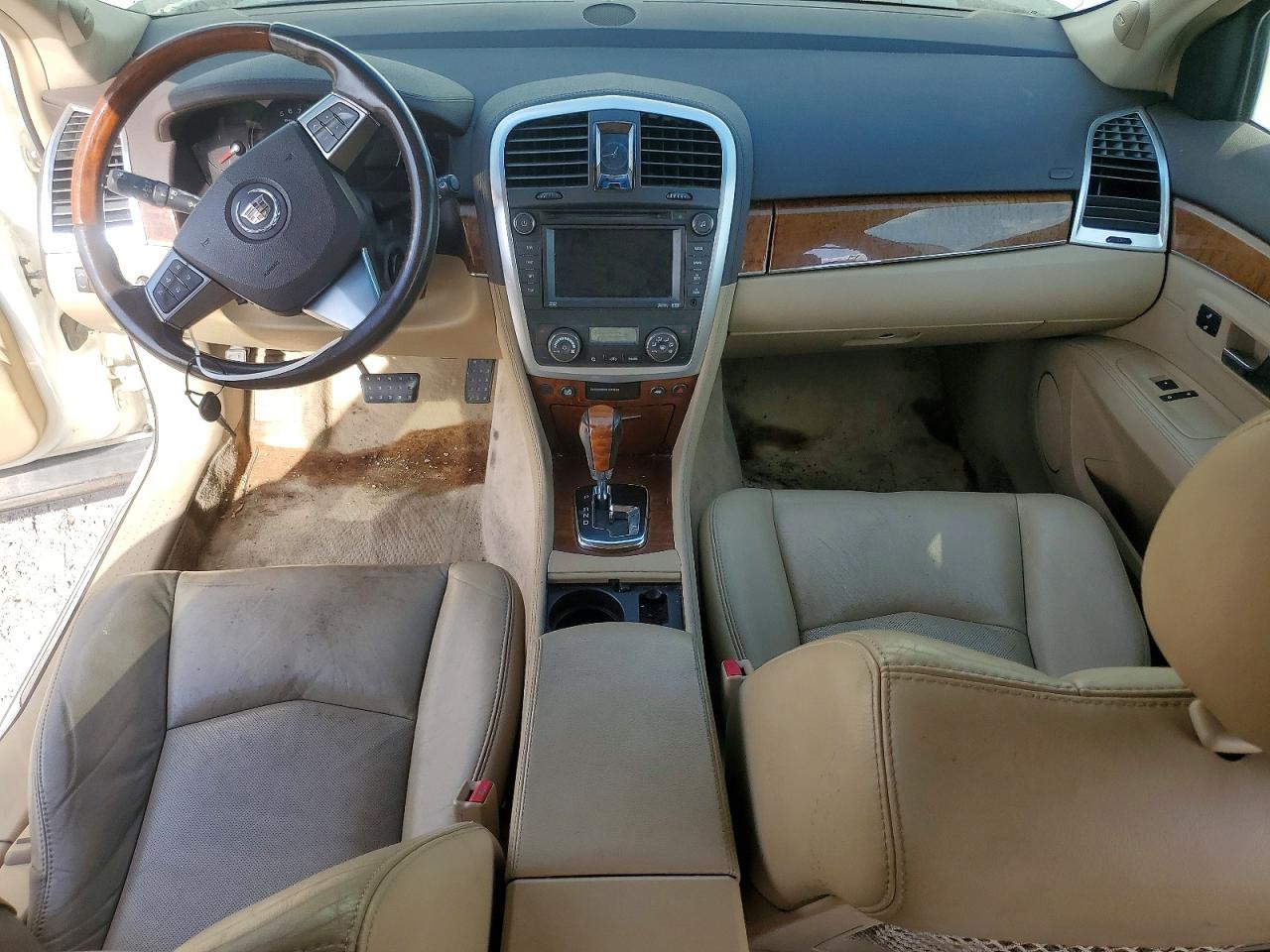 2008 Cadillac Srx White vin: 1GYEE23A180158313