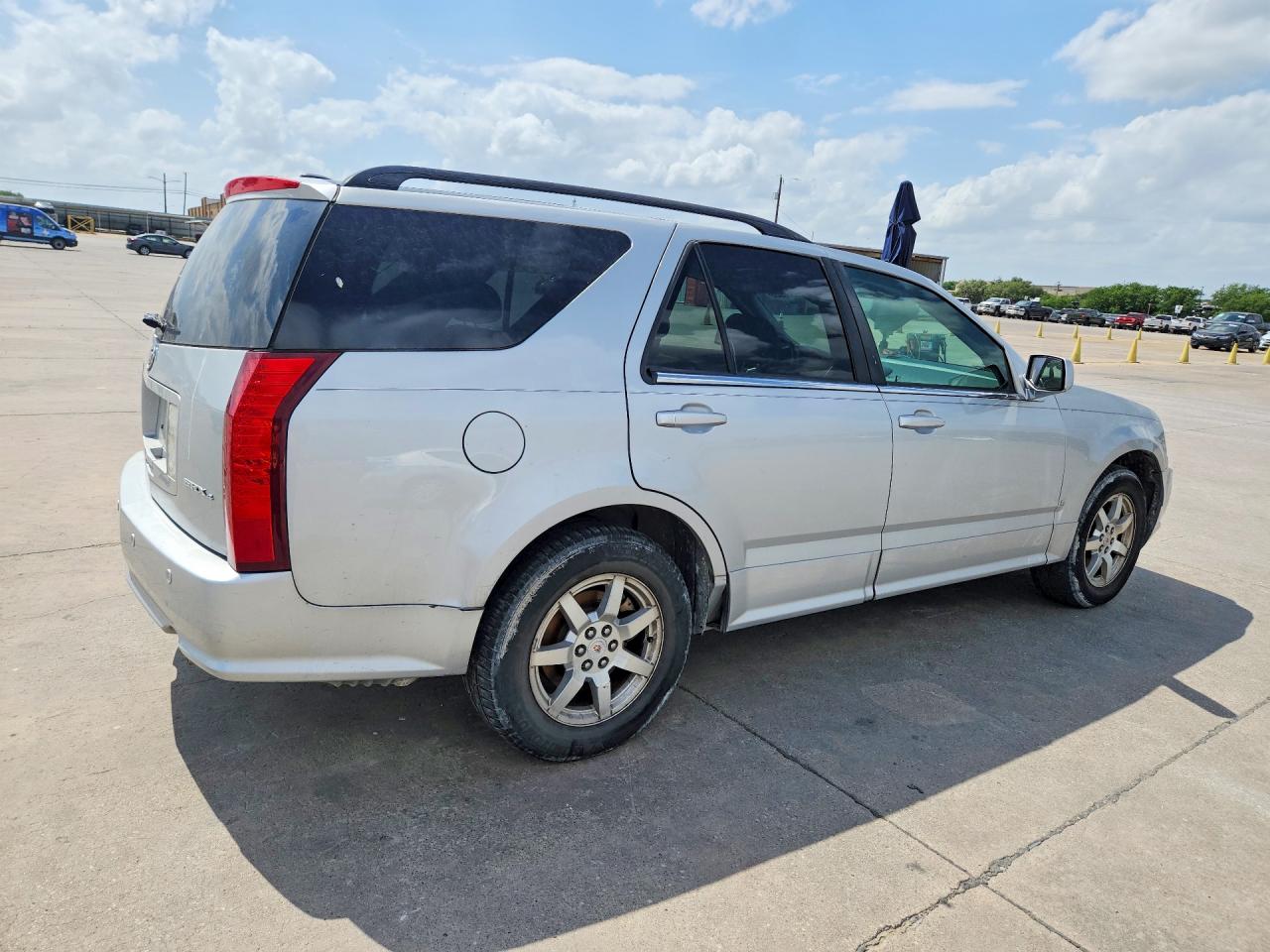 2009 Cadillac Srx Silver vin: 1GYEE437090154965