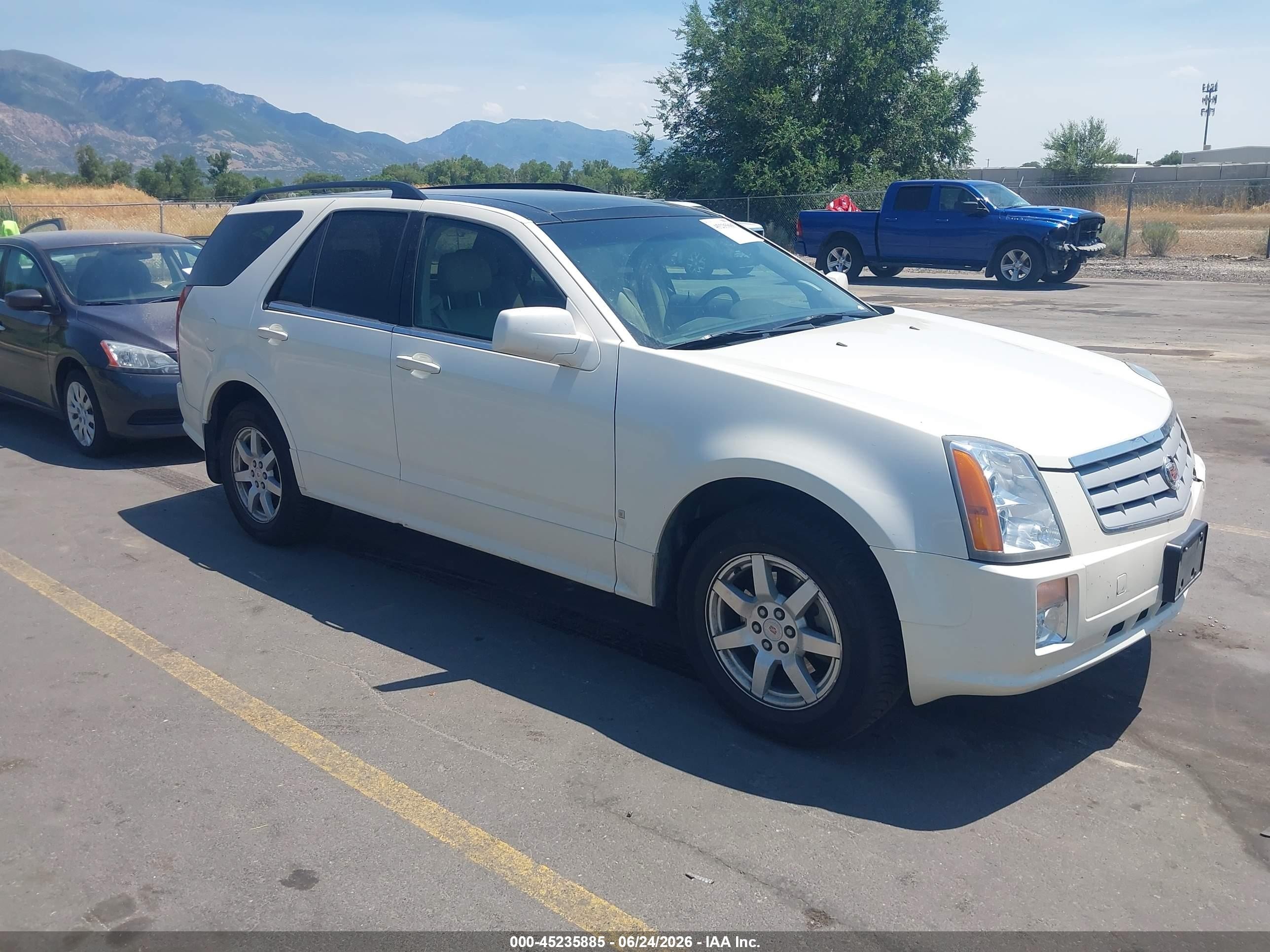 2008 Cadillac Srx V6 White vin: 1GYEE437180141110