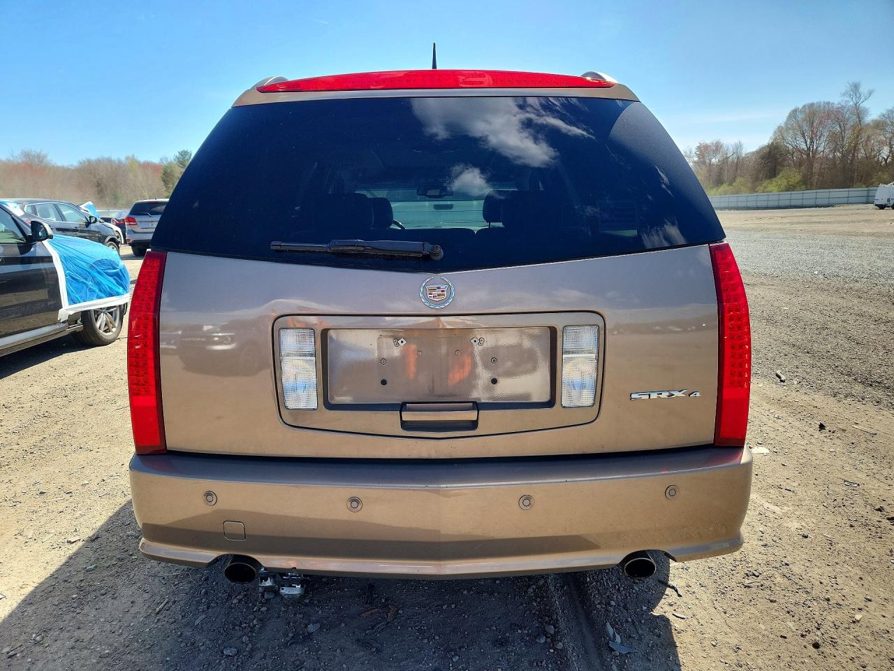 2008 Cadillac Srx Gold vin: 1GYEE437480154563