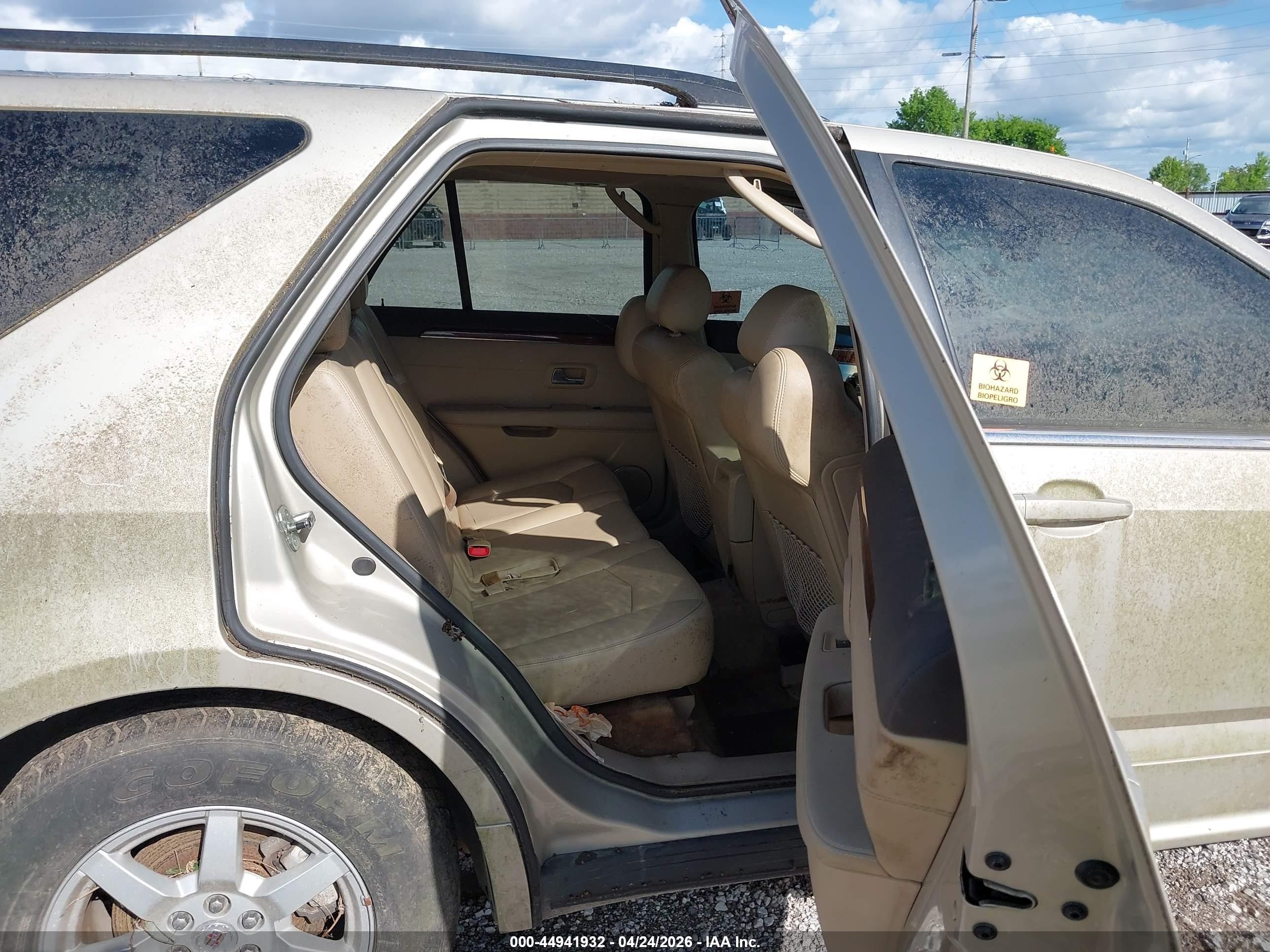 2008 Cadillac Srx V6 Gold vin: 1GYEE437580153504
