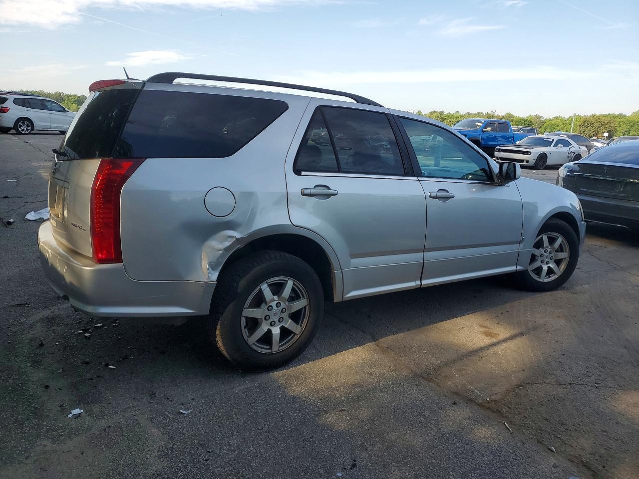 2008 Cadillac Srx Silver vin: 1GYEE437880140522