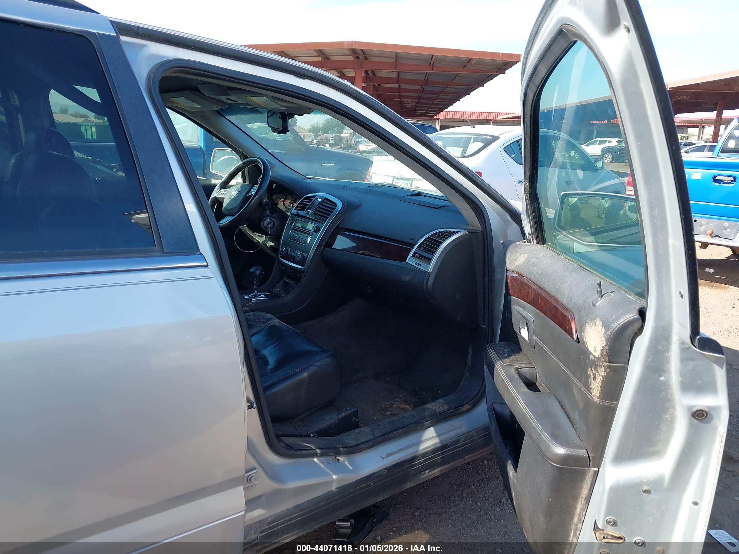 2009 Cadillac Srx V6 Silver vin: 1GYEE437990107367