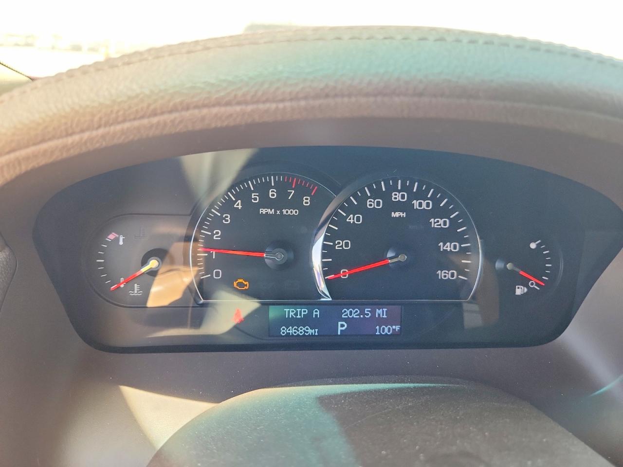 2008 Cadillac Srx Red vin: 1GYEE637080105923