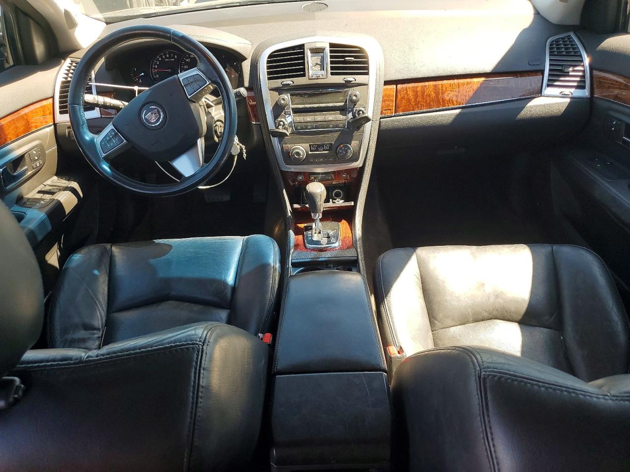 2009 Cadillac Srx Черный vin: 1GYEE637090155920