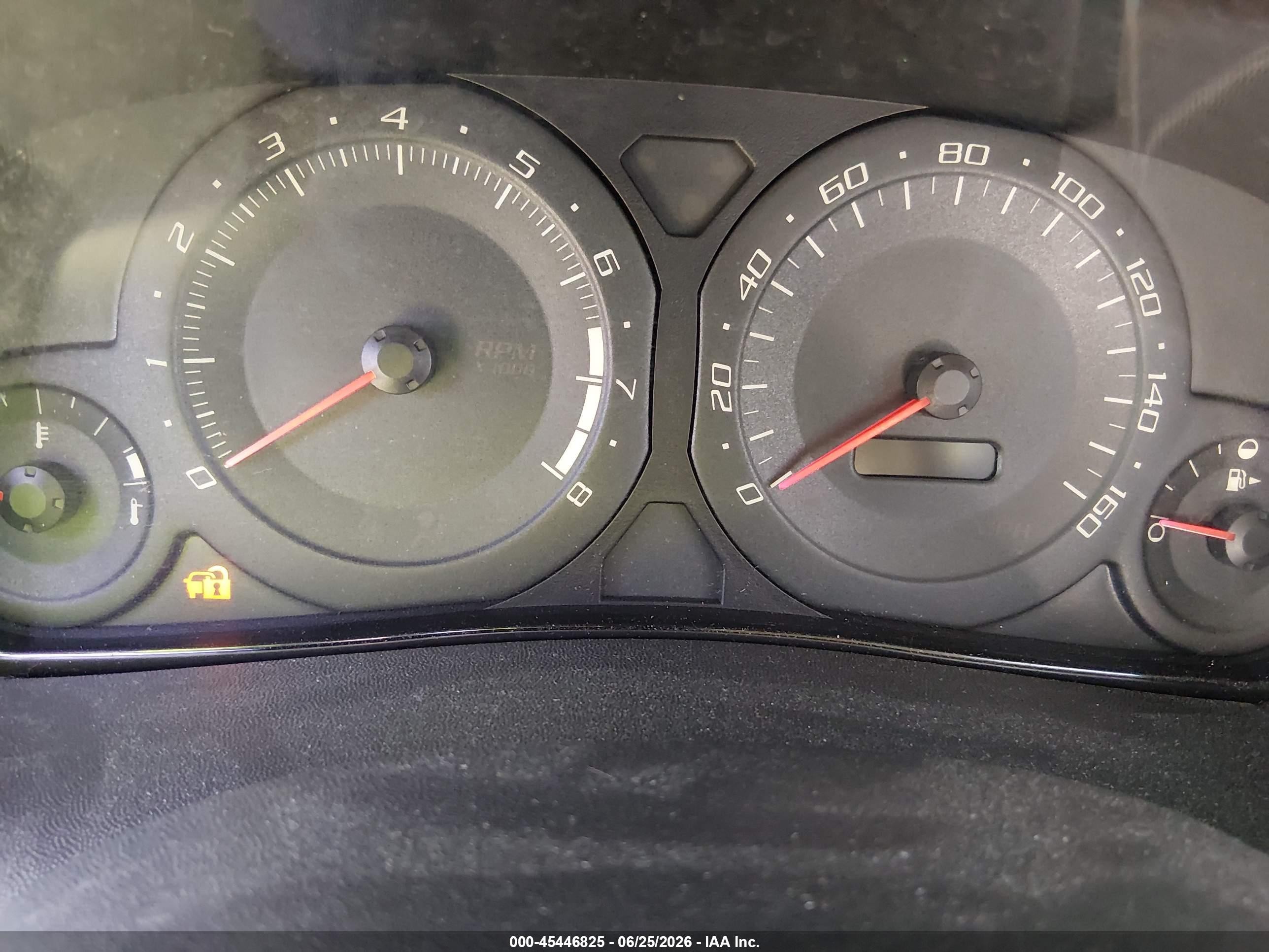 2004 Cadillac Srx Standard Silver vin: 1GYEE637140177367