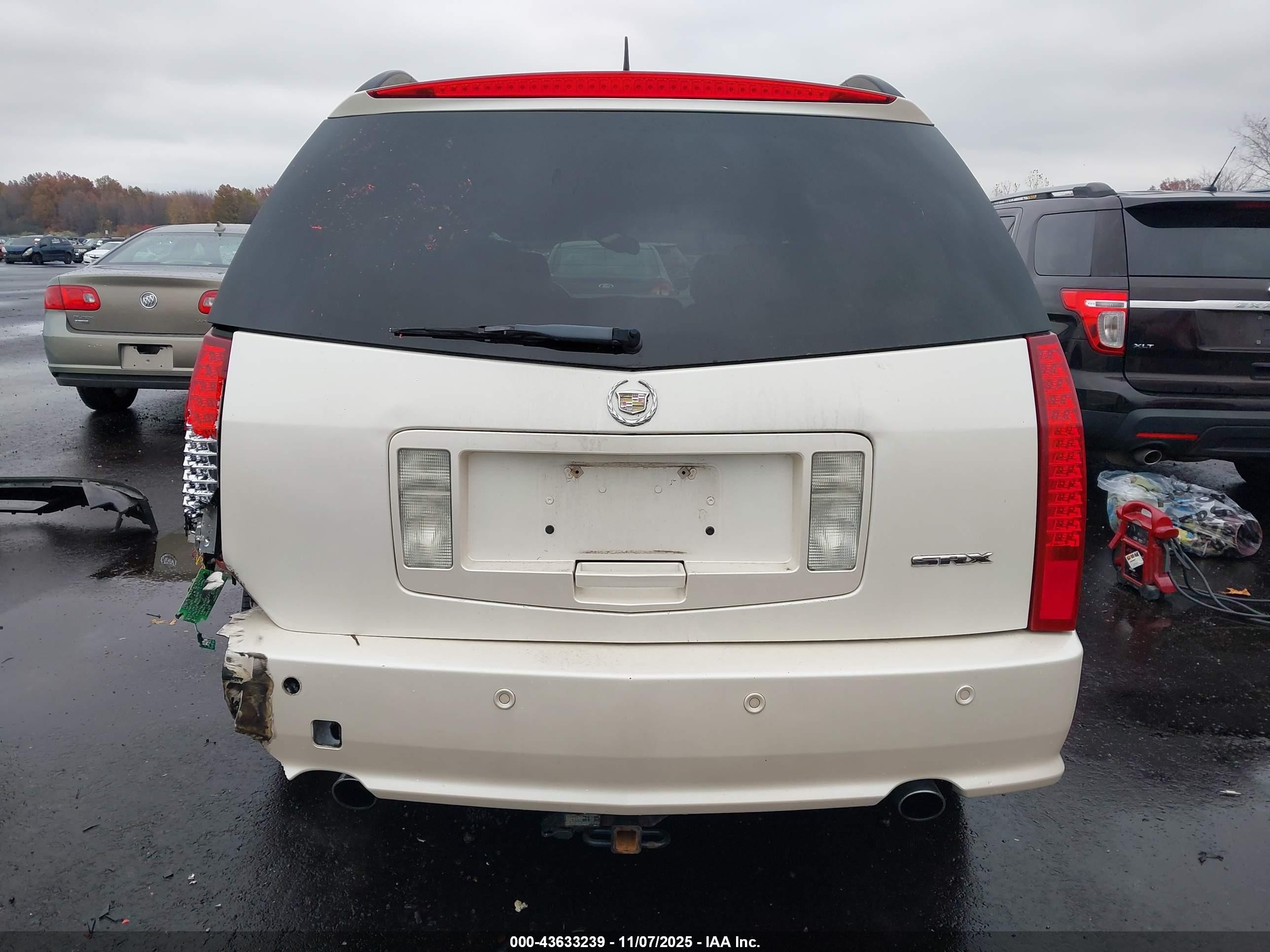 2006 Cadillac Srx V6 White vin: 1GYEE637160185004