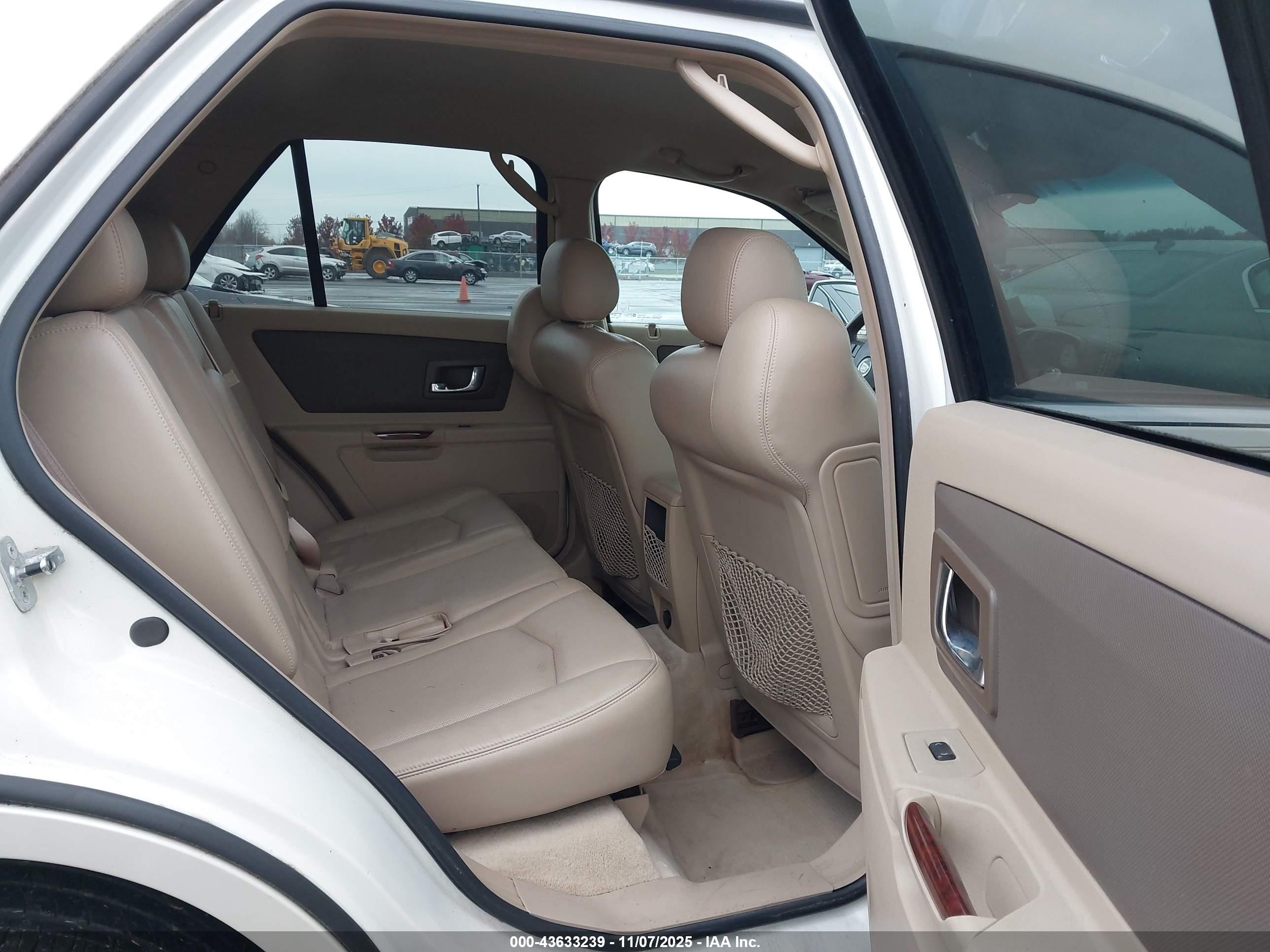 2006 Cadillac Srx V6 White vin: 1GYEE637160185004