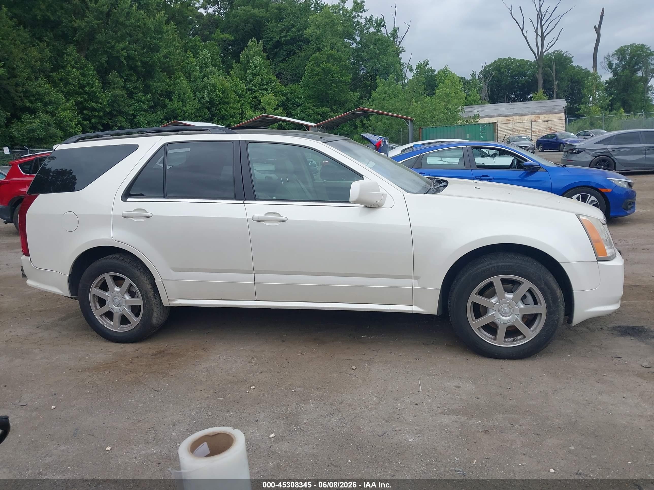 2005 Cadillac Srx V6 White vin: 1GYEE637250194857