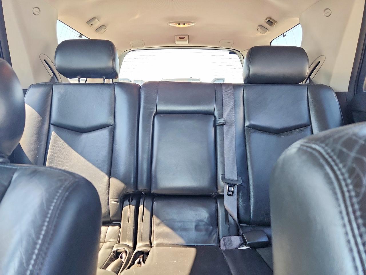 2009 Cadillac Srx Черный vin: 1GYEE637290155594