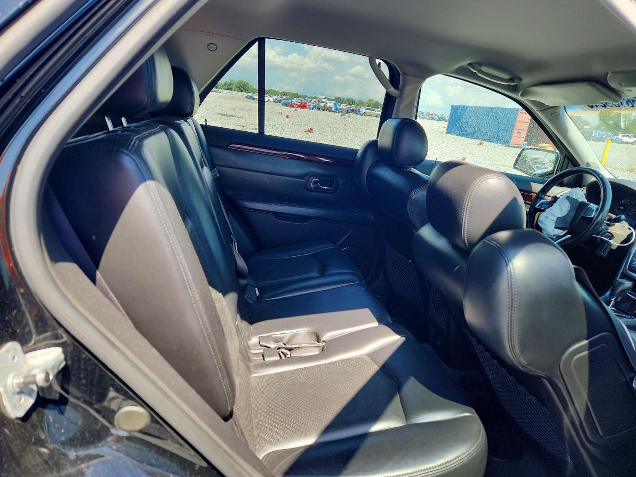 2009 Cadillac Srx Черный vin: 1GYEE637290155594
