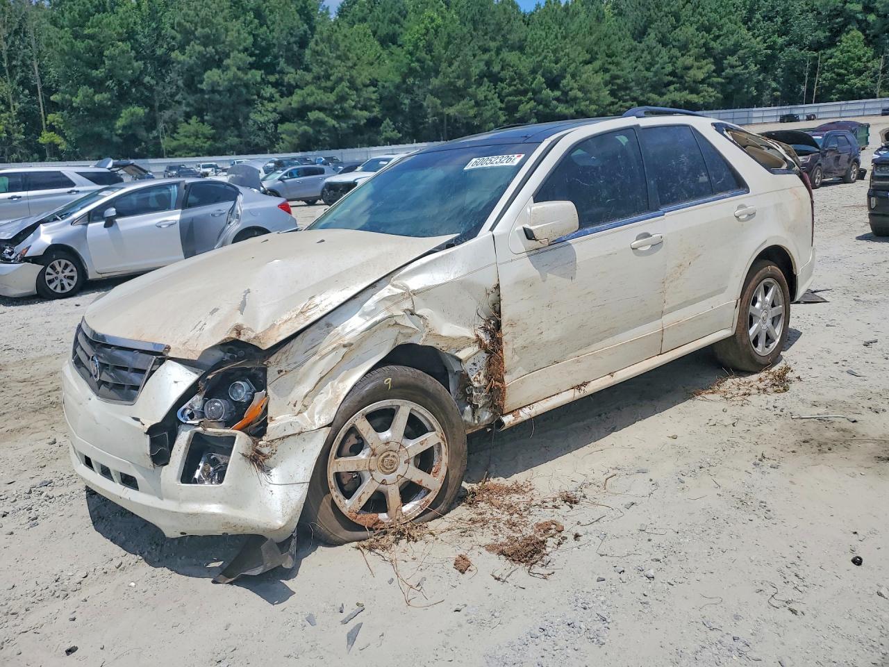 2005 Cadillac Srx White vin: 1GYEE637450214381