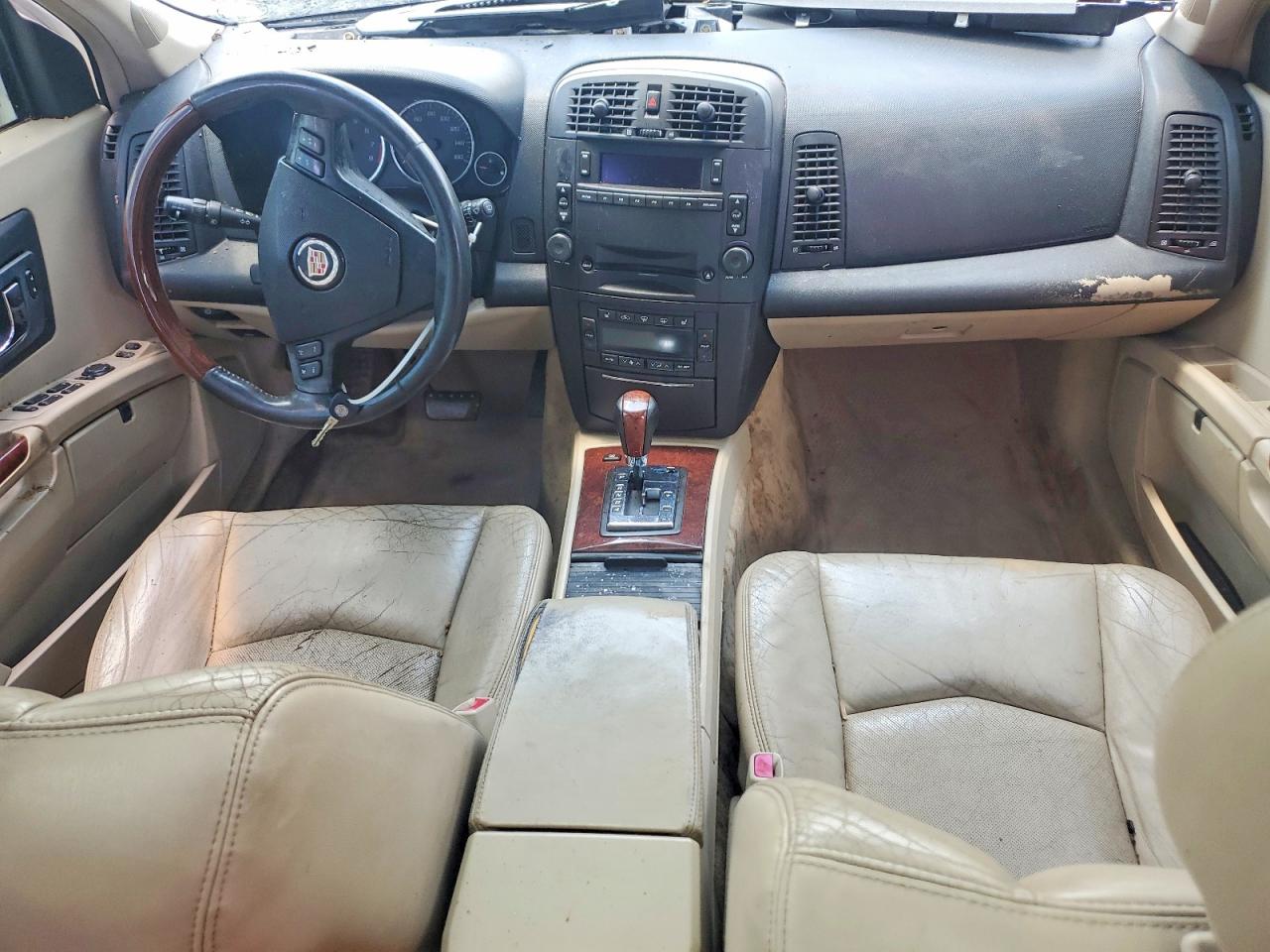 2005 Cadillac Srx White vin: 1GYEE637450214381