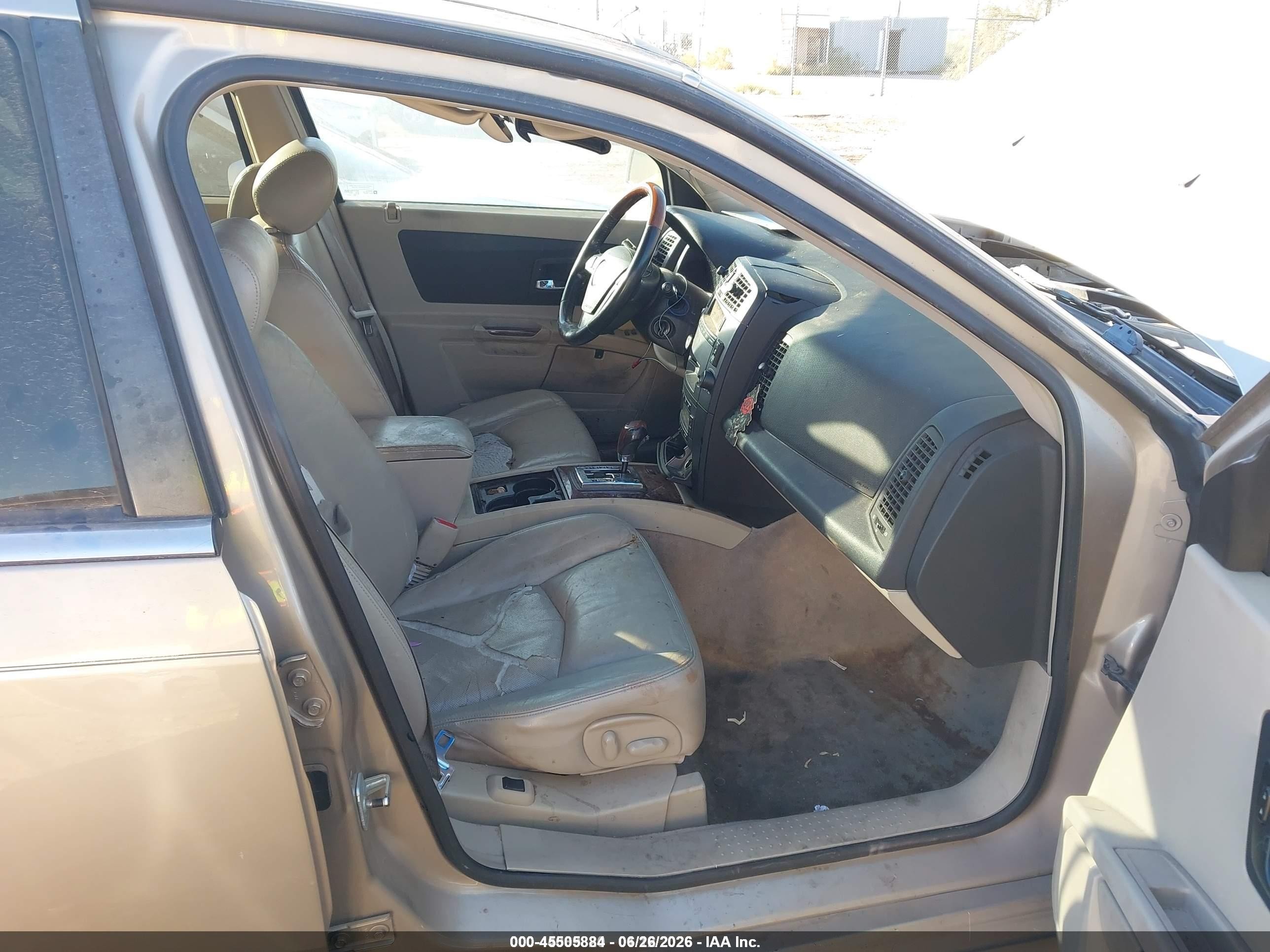 2005 Cadillac Srx V6 Gold vin: 1GYEE637550216785