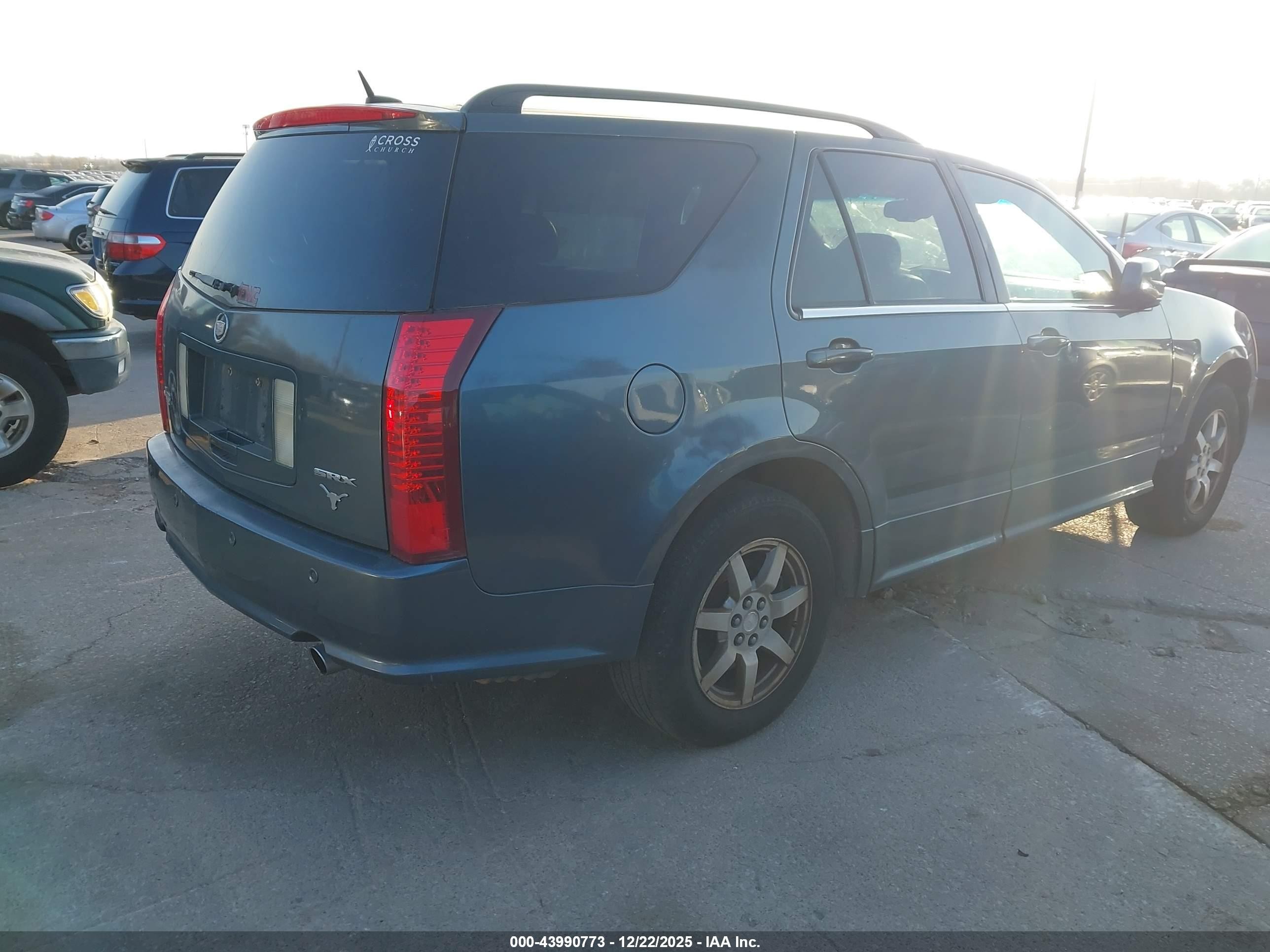 2006 Cadillac Srx V6 Turquoise vin: 1GYEE637560221650