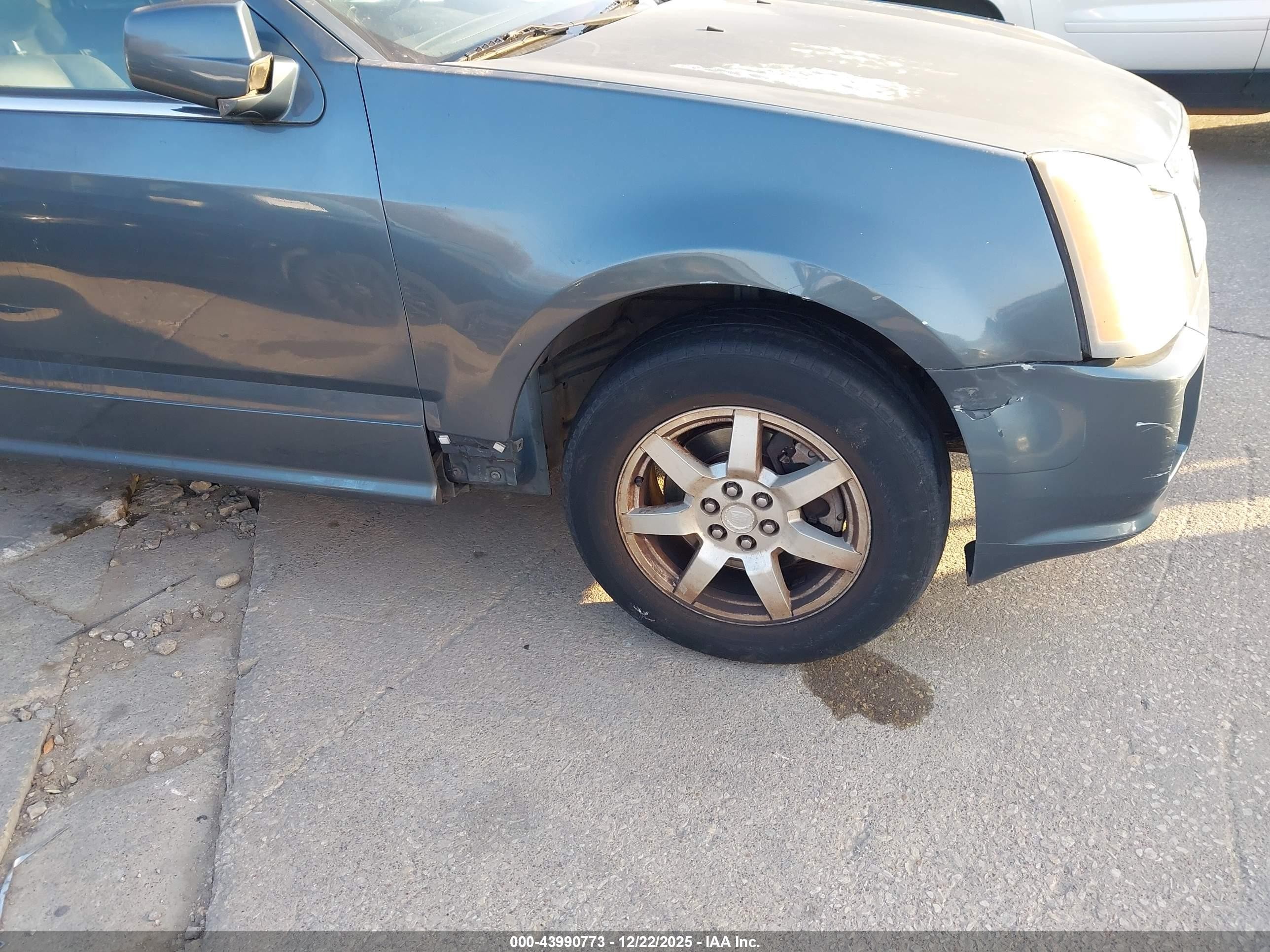 2006 Cadillac Srx V6 Turquoise vin: 1GYEE637560221650