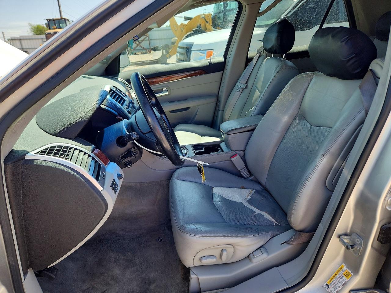 2007 Cadillac Srx Silver vin: 1GYEE637570132775