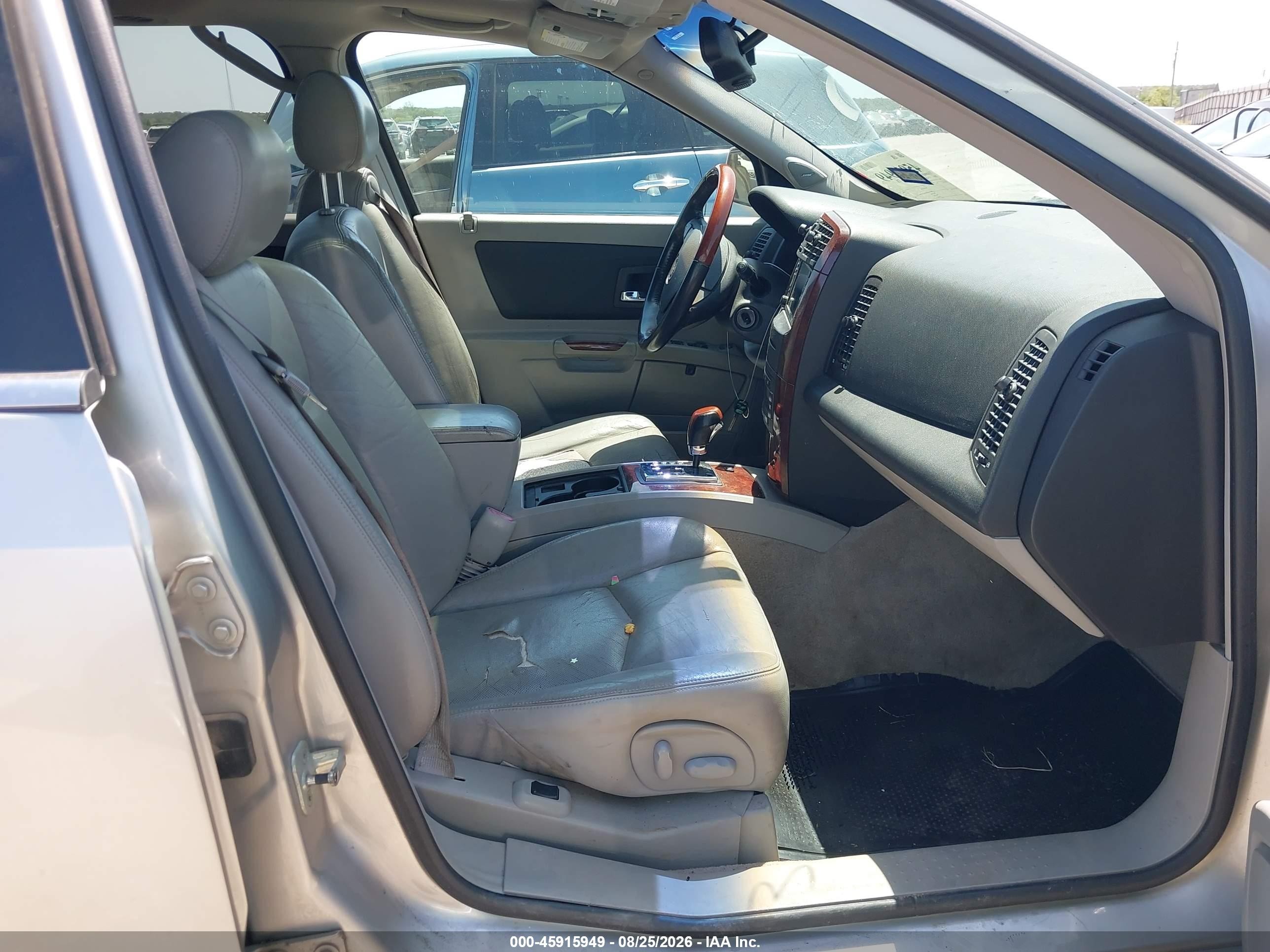 2005 Cadillac Srx V6 Silver vin: 1GYEE637650208193