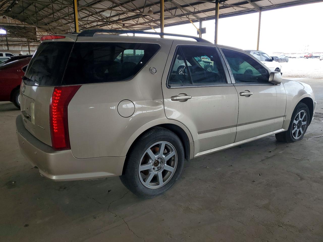 2005 Cadillac Srx Желто-коричневый vin: 1GYEE637650225236