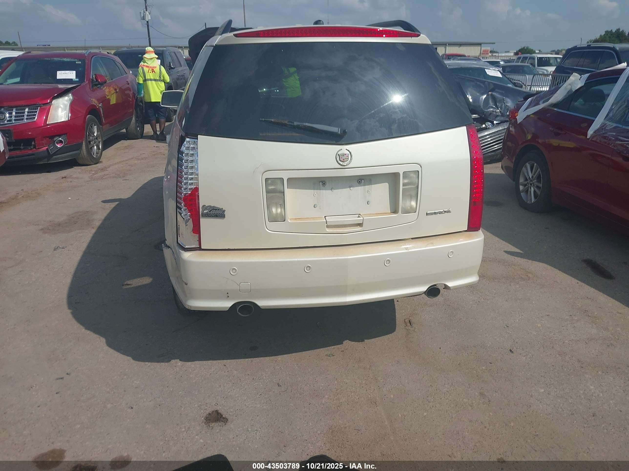 2009 Cadillac Srx V6 White vin: 1GYEE637690101442