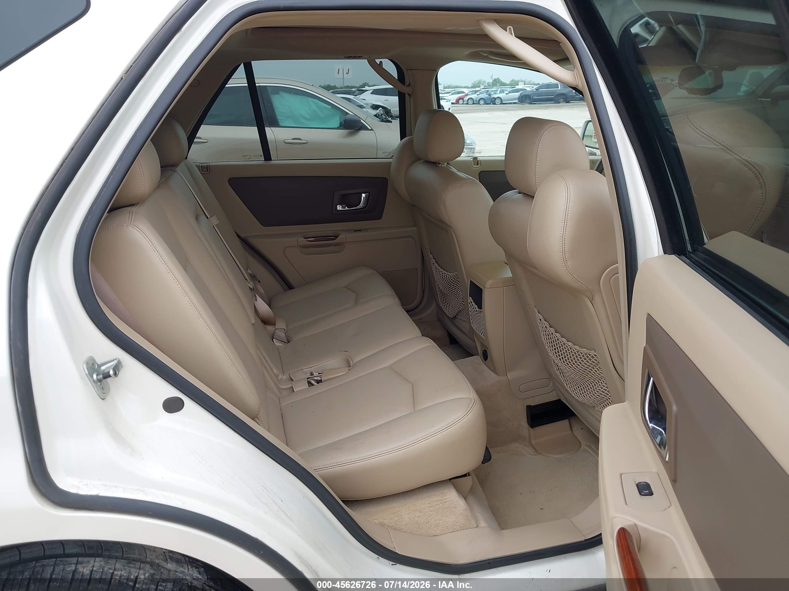 2006 Cadillac Srx V6 White vin: 1GYEE637760190157