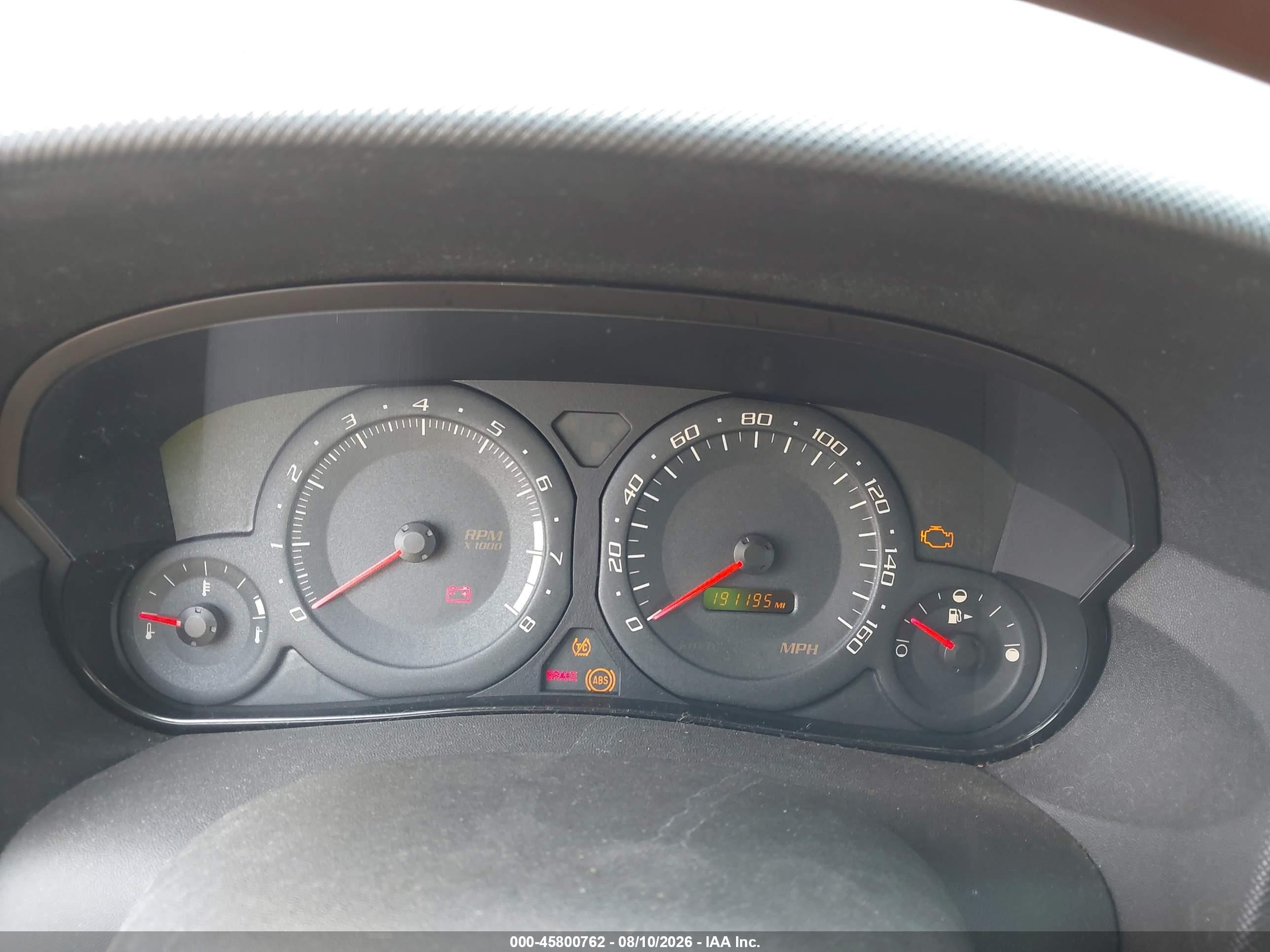 2004 Cadillac Srx Standard Silver vin: 1GYEE637840158279