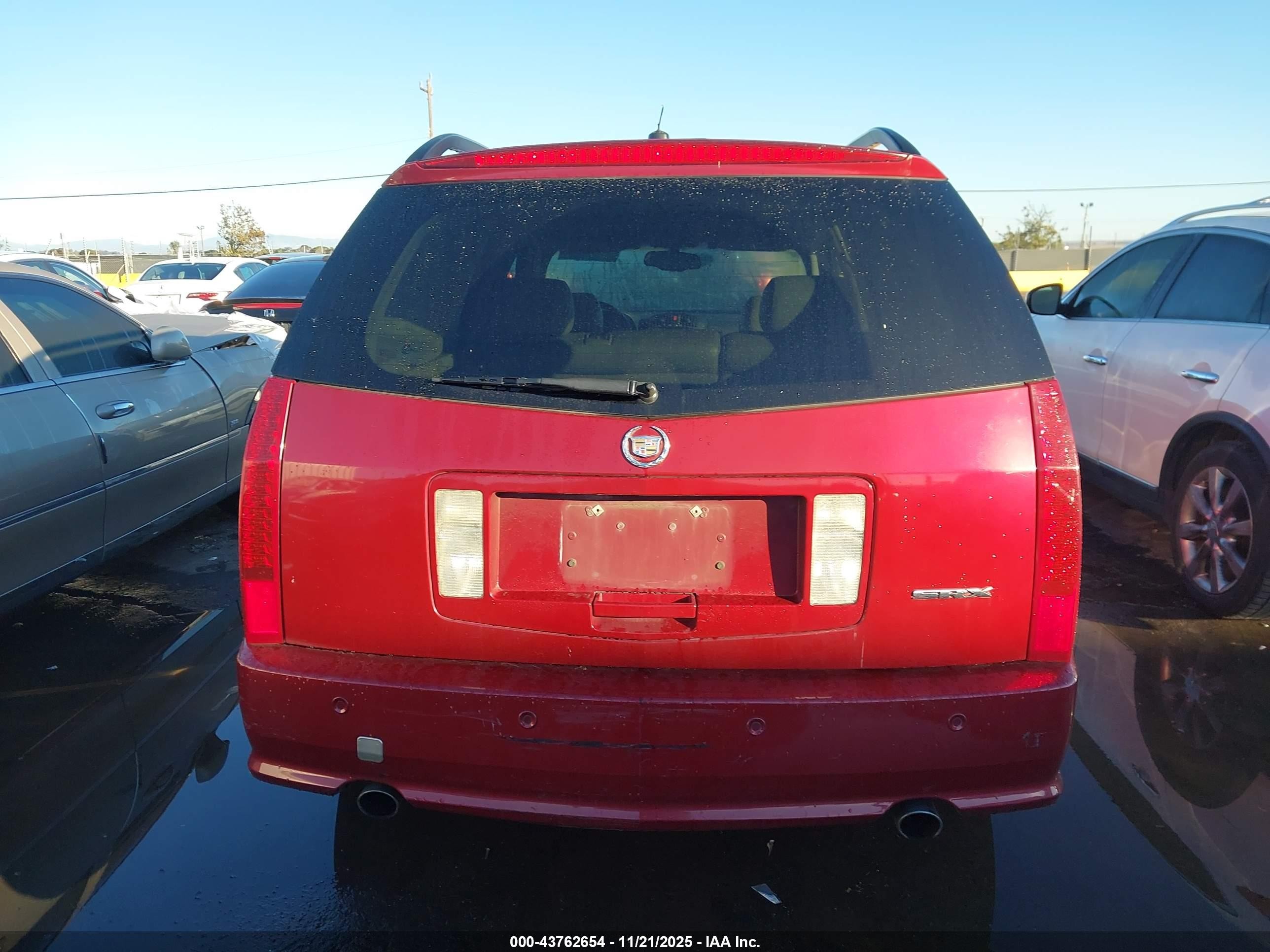 2005 Cadillac Srx V6 Красный vin: 1GYEE637950100263
