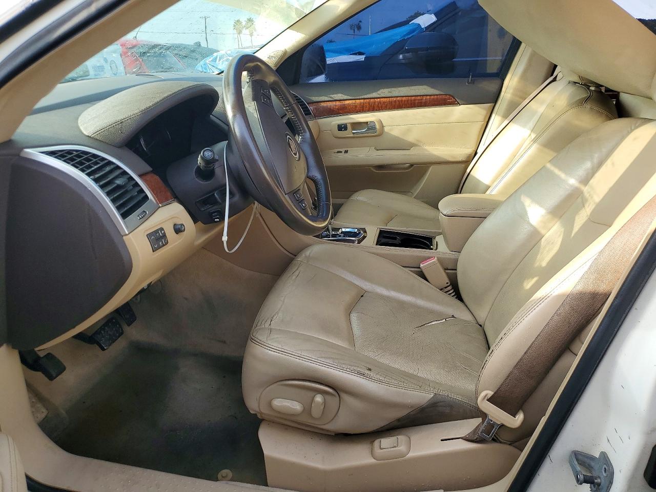 2007 Cadillac Srx White vin: 1GYEE637970165956
