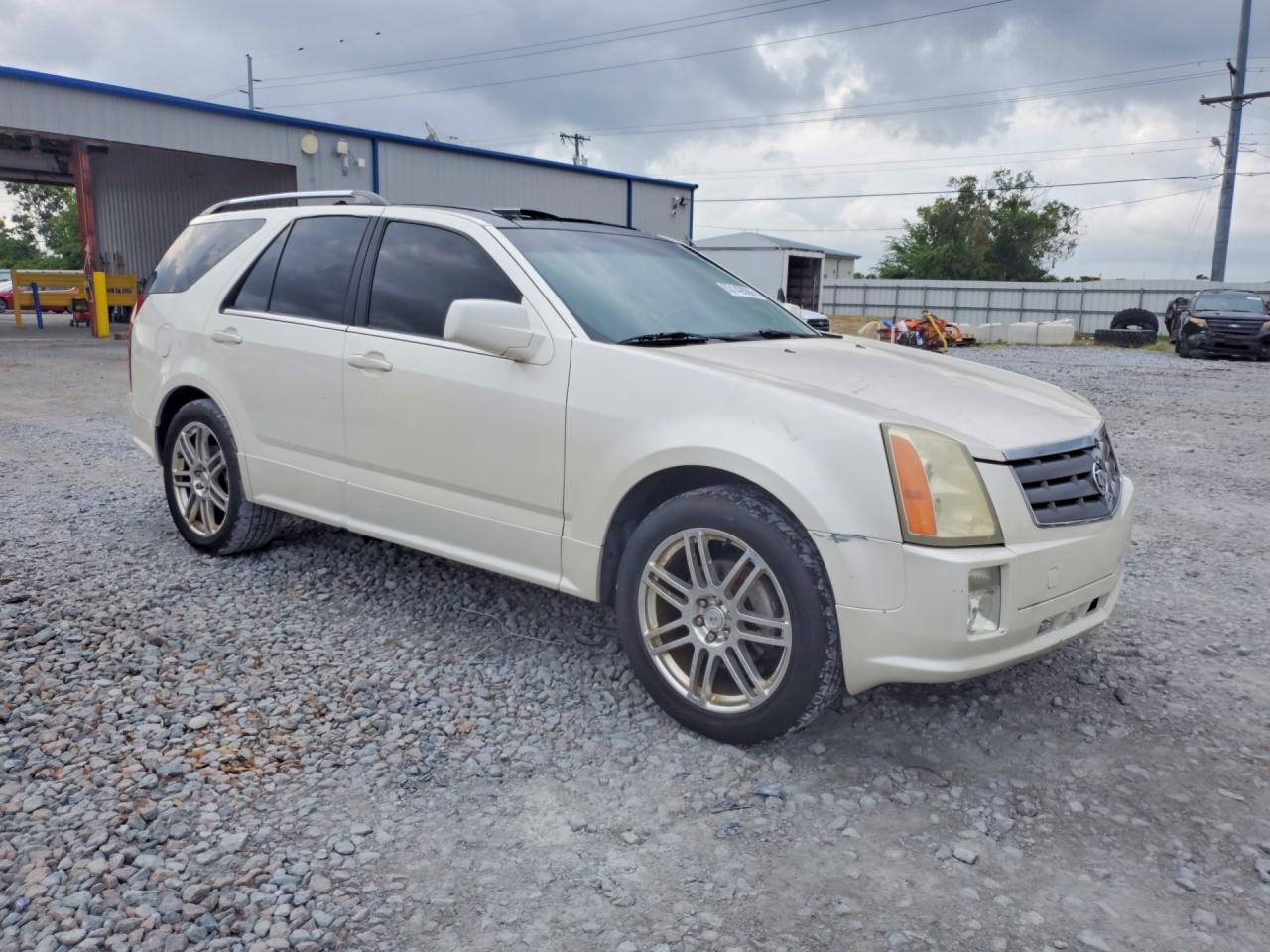2007 Cadillac Srx White vin: 1GYEE637970165956