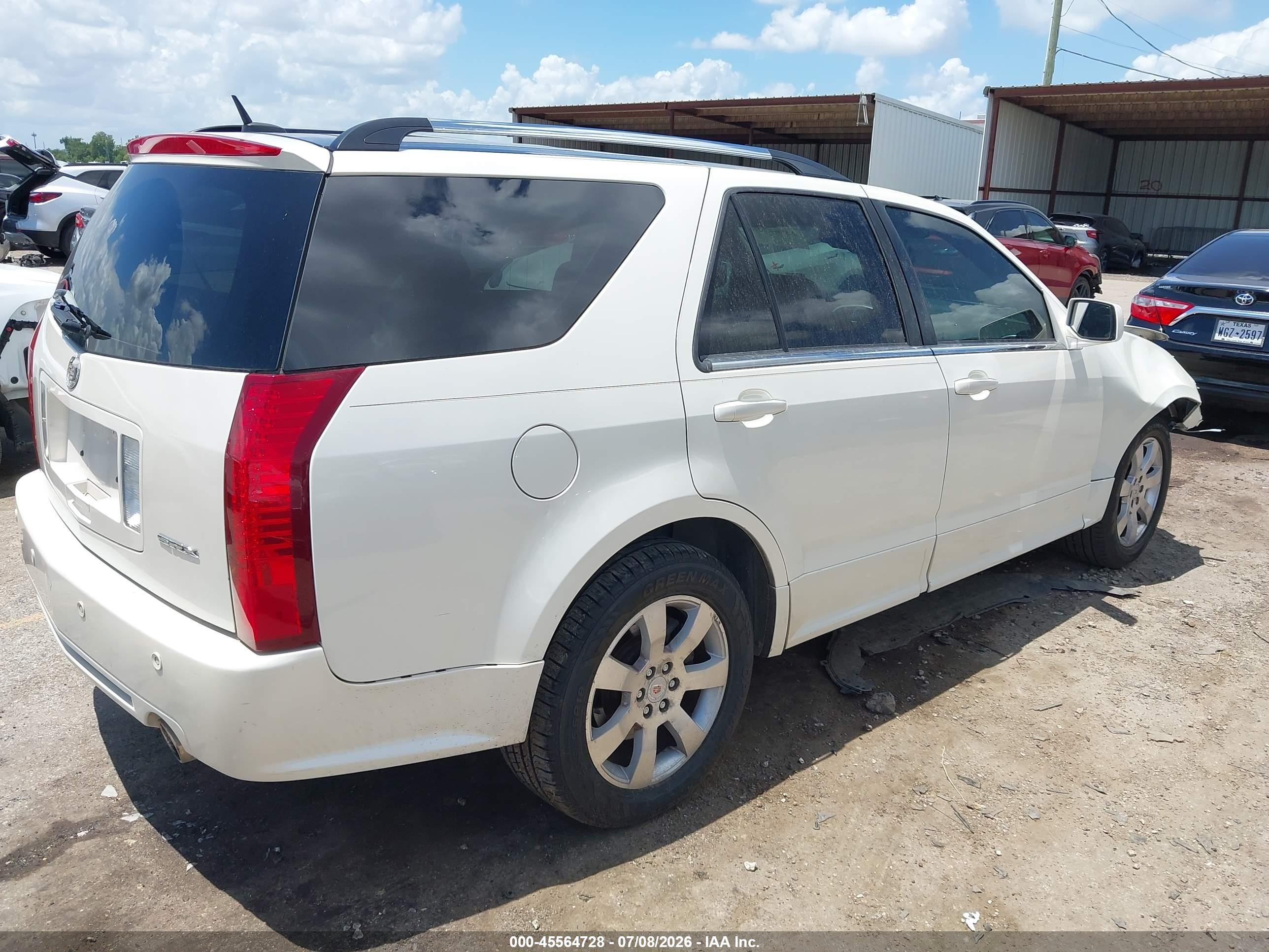 2008 Cadillac Srx Rwd Cream vin: 1GYEE637980112885