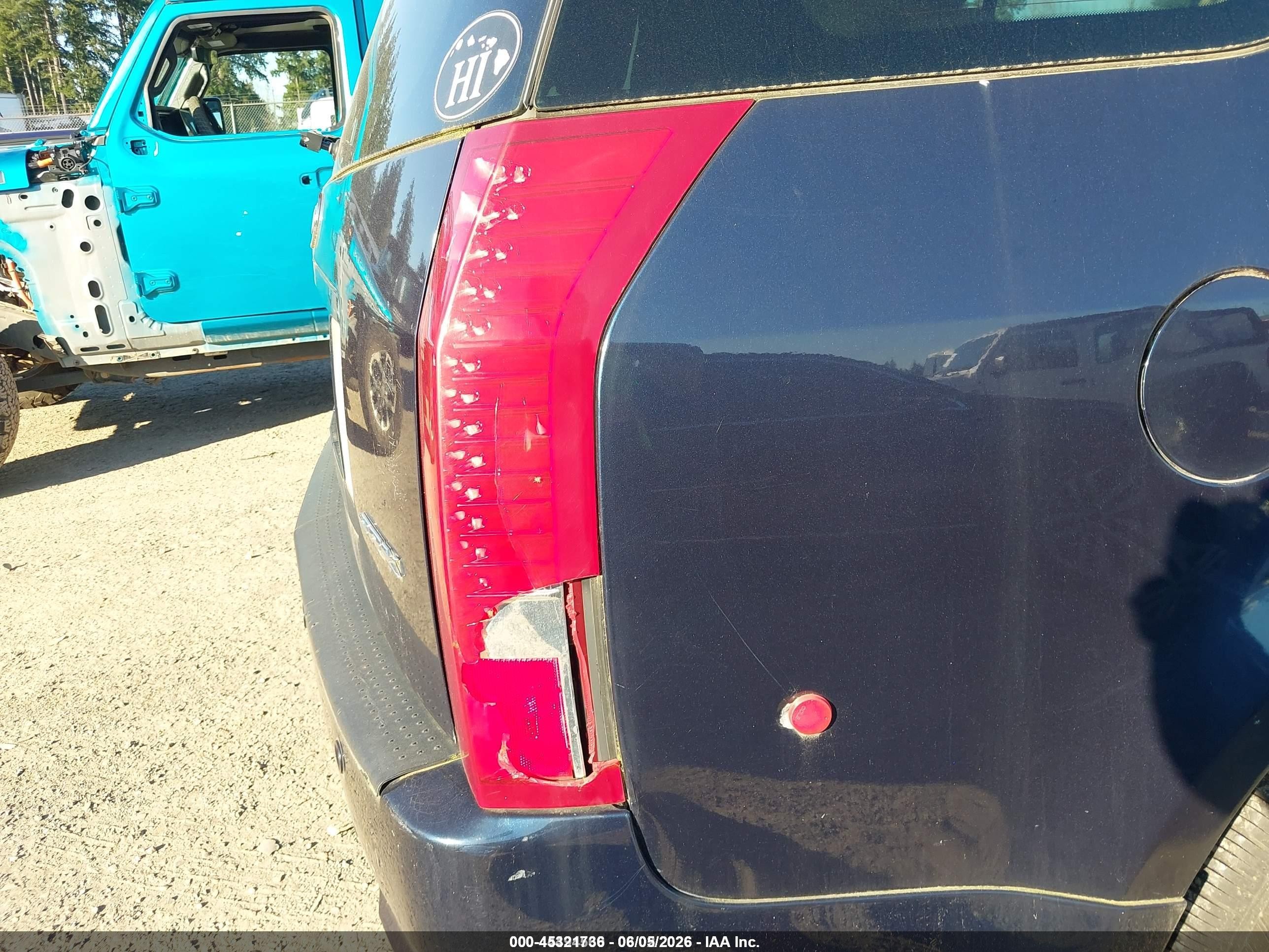 2004 Cadillac Srx Standard Blue vin: 1GYEE637X40160339