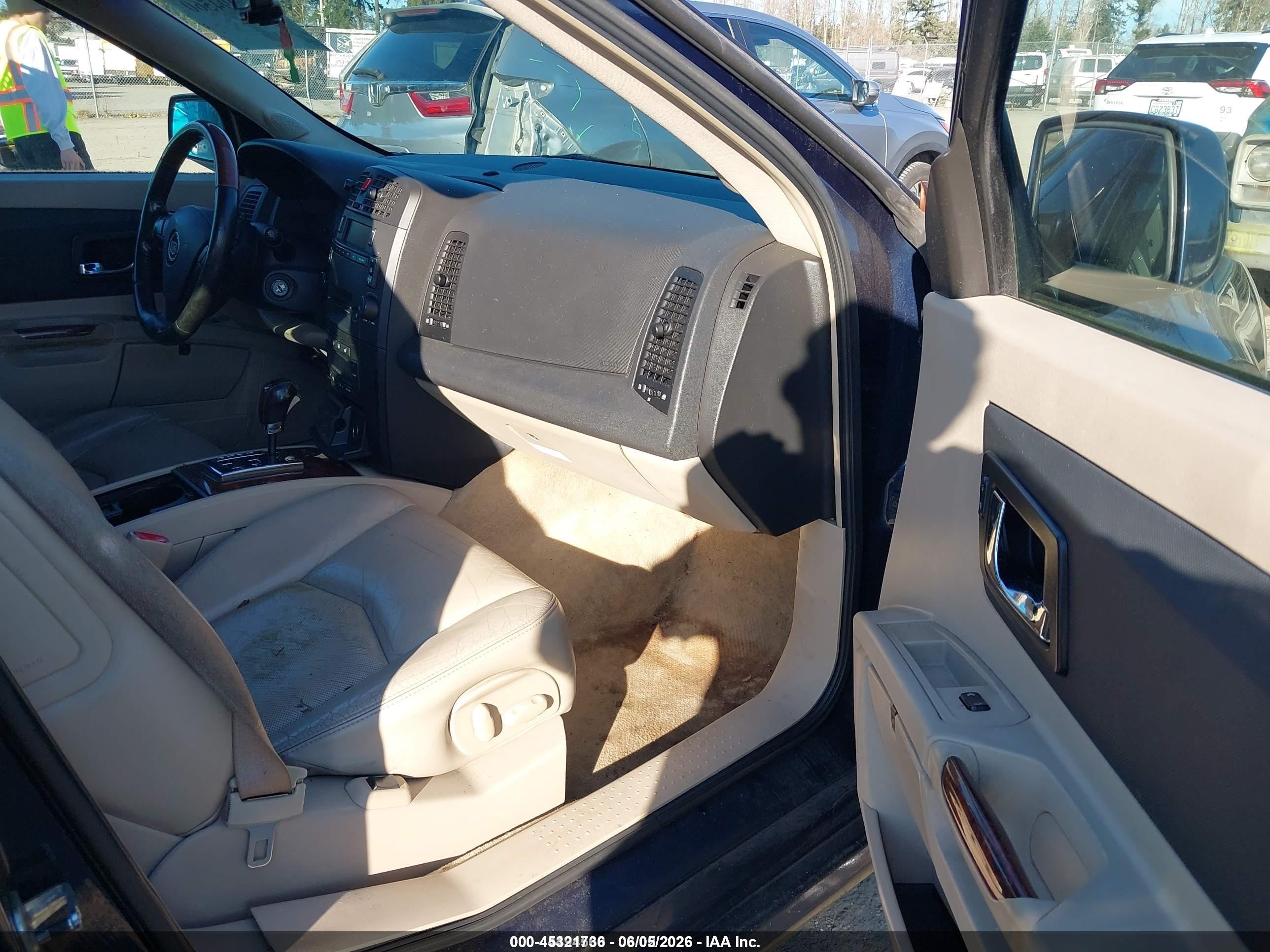 2004 Cadillac Srx Standard Blue vin: 1GYEE637X40160339