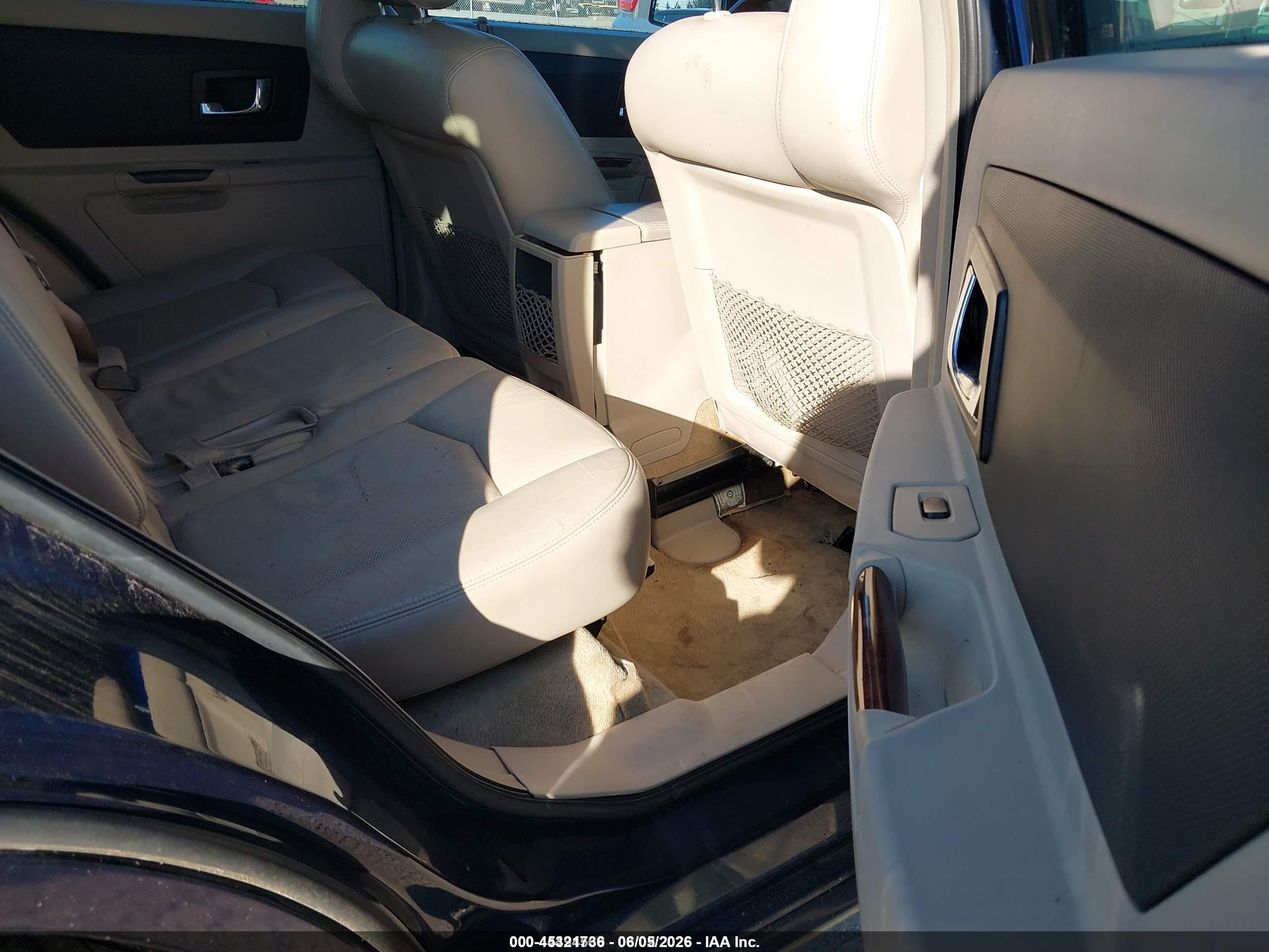 2004 Cadillac Srx Standard Blue vin: 1GYEE637X40160339