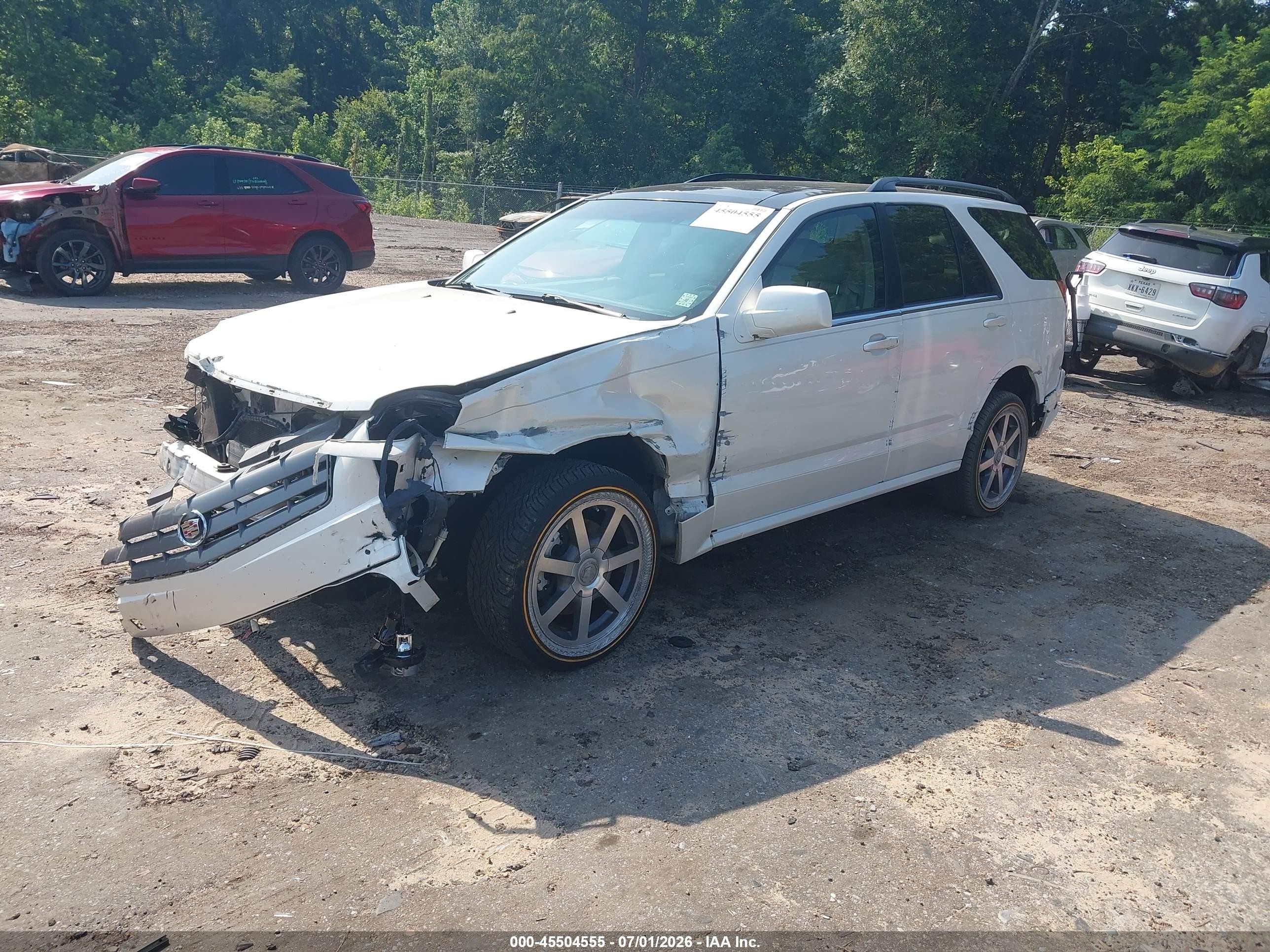 2004 Cadillac Srx Standard White vin: 1GYEE637X40188982