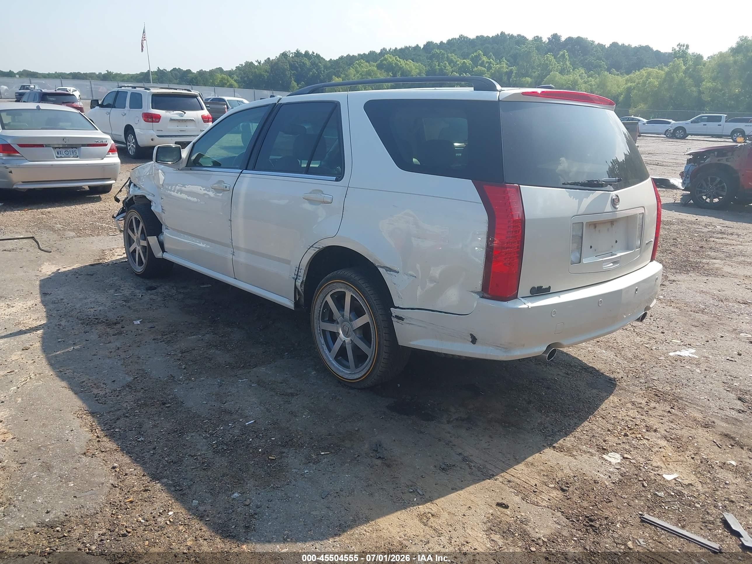2004 Cadillac Srx Standard White vin: 1GYEE637X40188982