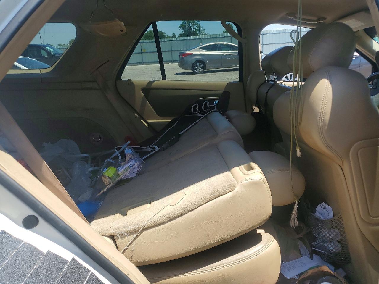 2006 Cadillac Srx White vin: 1GYEE637X60129238