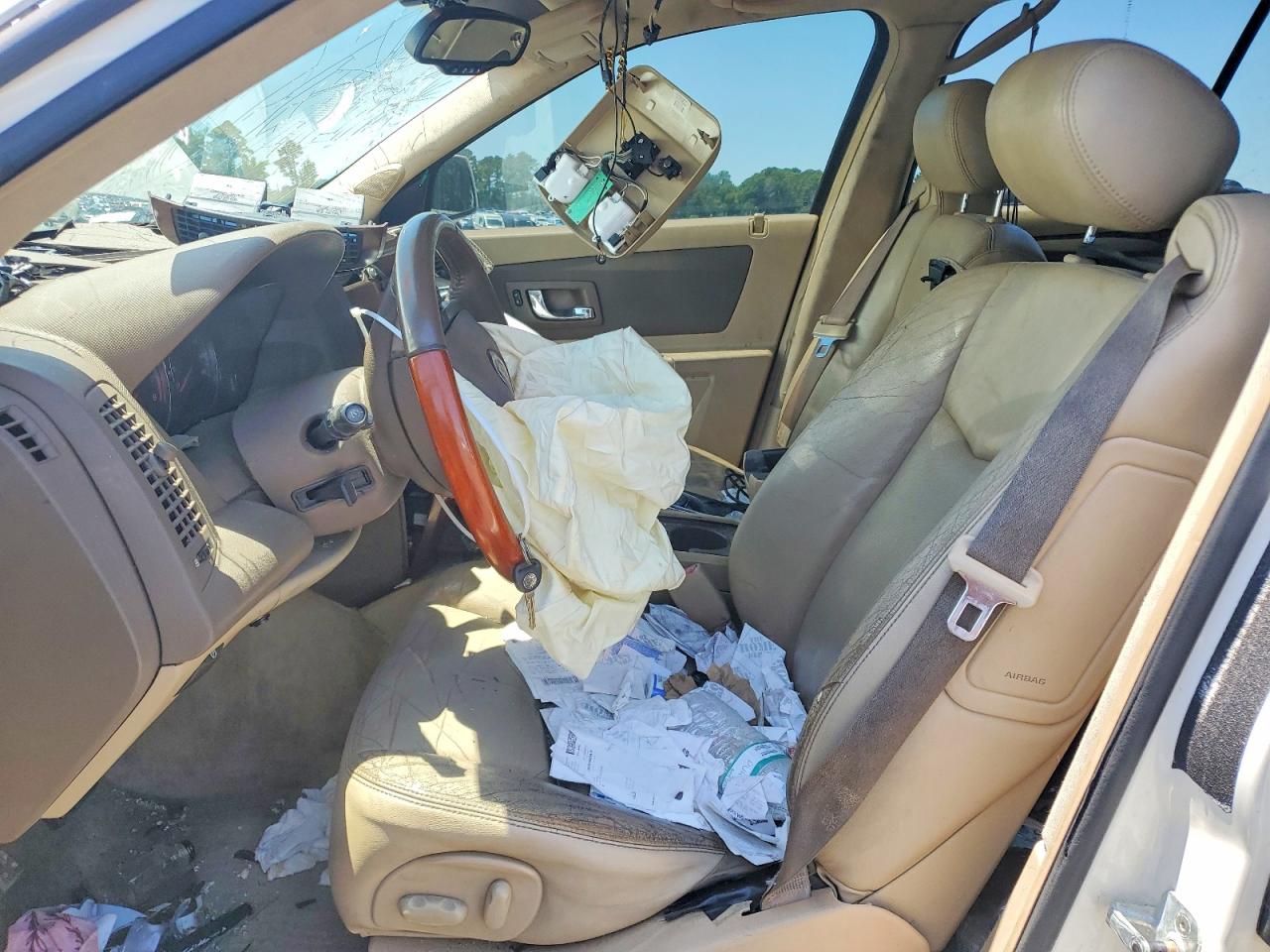 2006 Cadillac Srx White vin: 1GYEE637X60129238