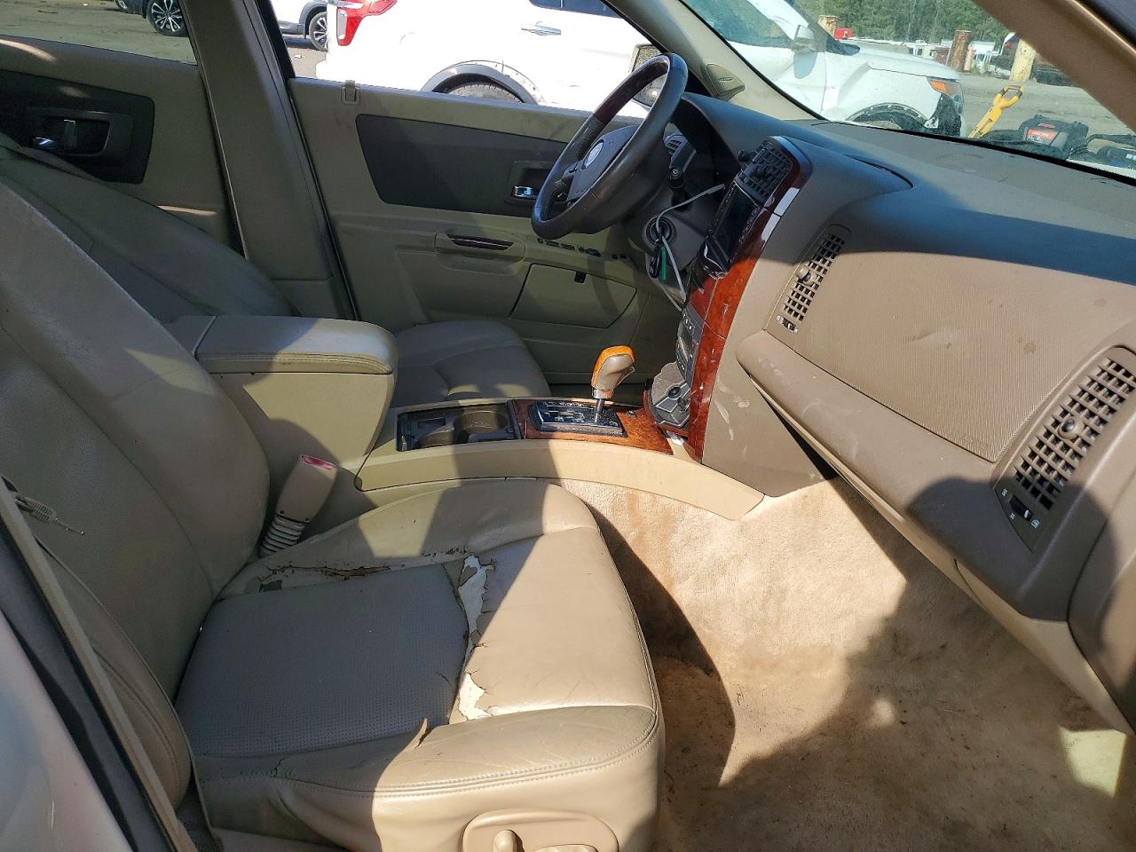 2006 Cadillac Srx Cream vin: 1GYEE63A460128436