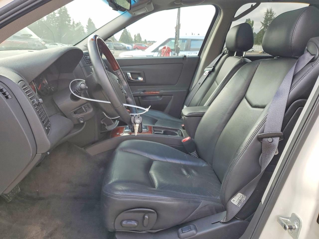 2005 Cadillac Srx Белый vin: 1GYEE63A650170993