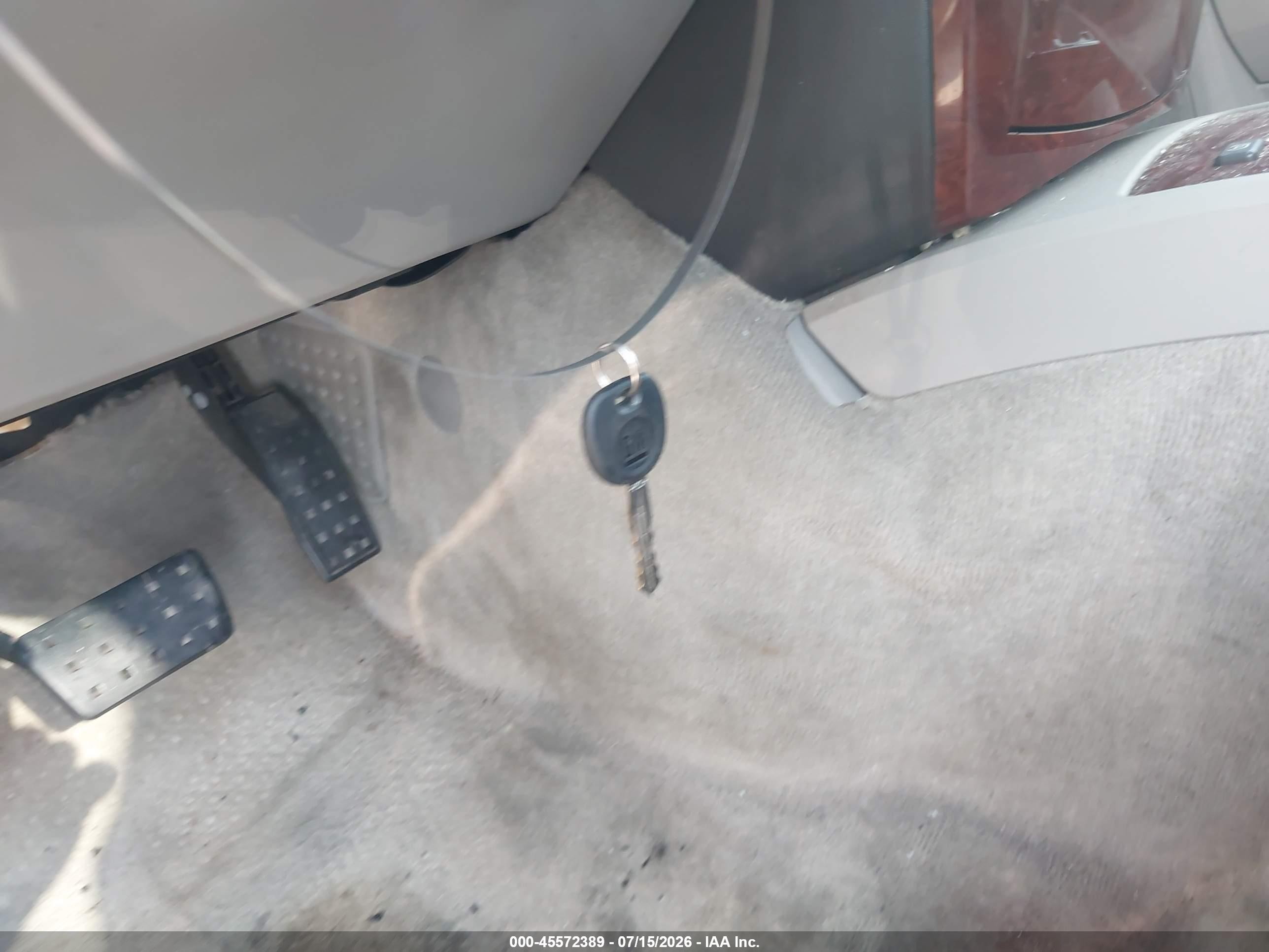 2005 Cadillac Srx V8 Серебряный vin: 1GYEE63A950173094
