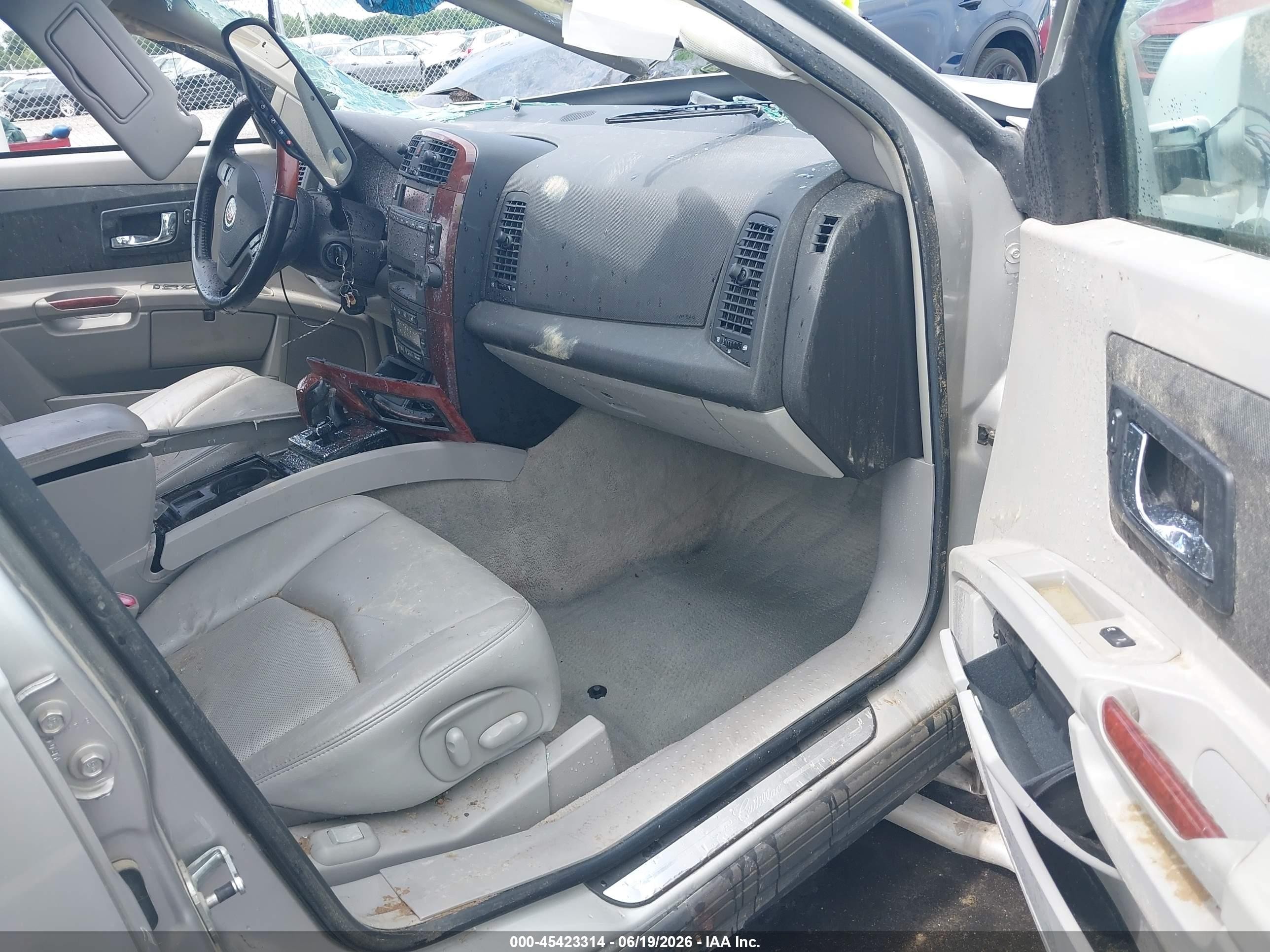 2006 Cadillac Srx V8 Silver vin: 1GYEE63A960222909
